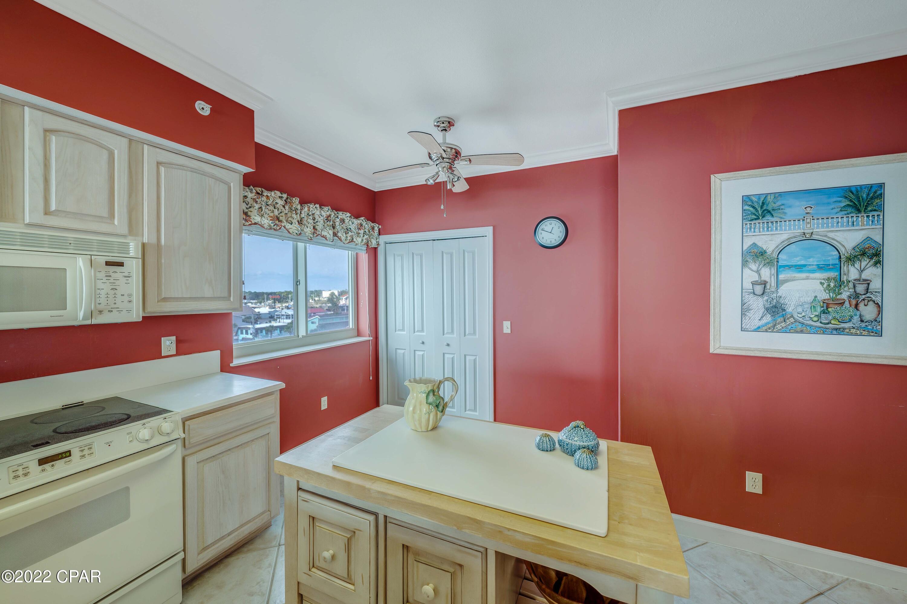 Grande Surf Club Condo - Residential