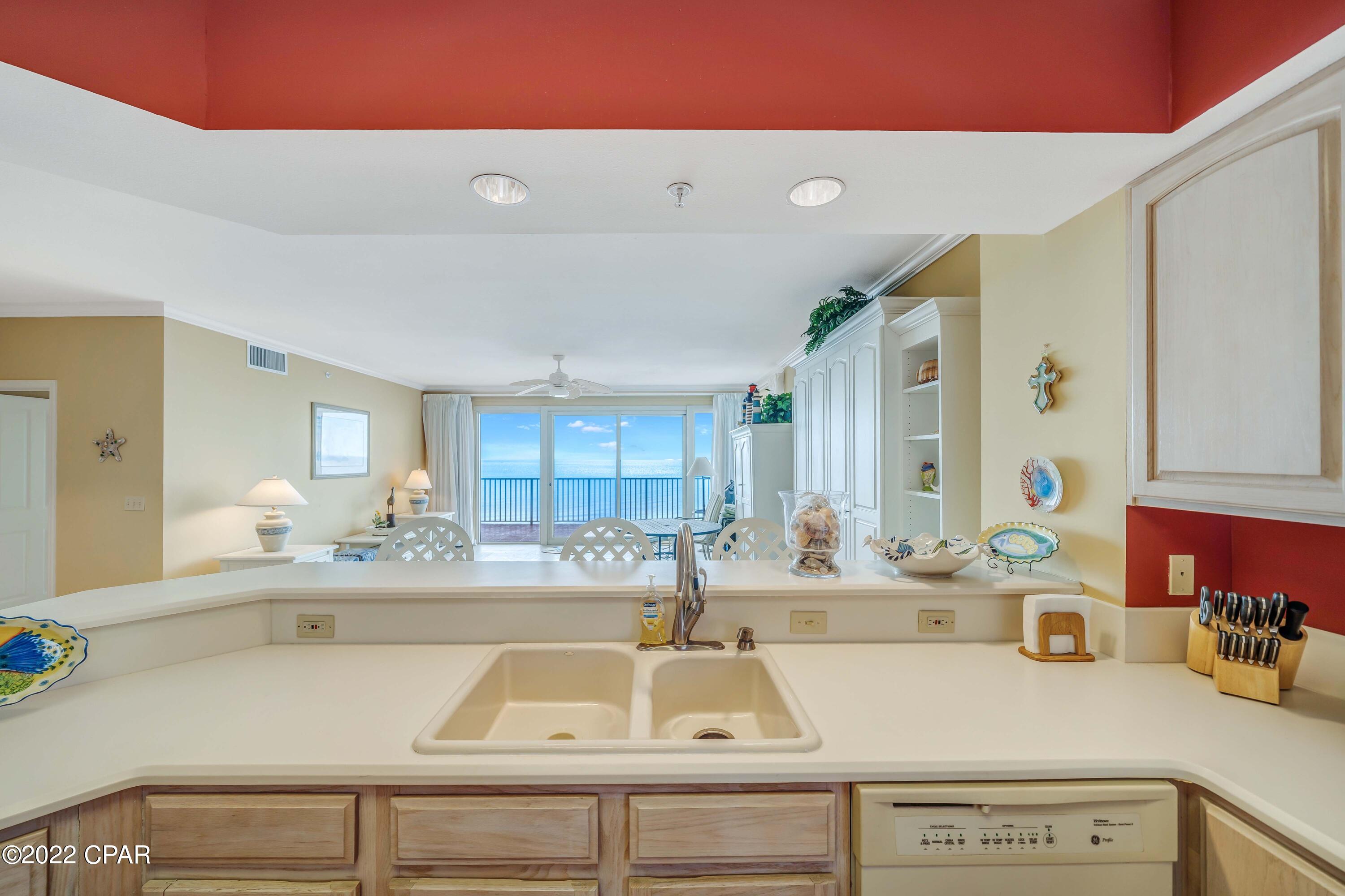 Grande Surf Club Condo - Residential