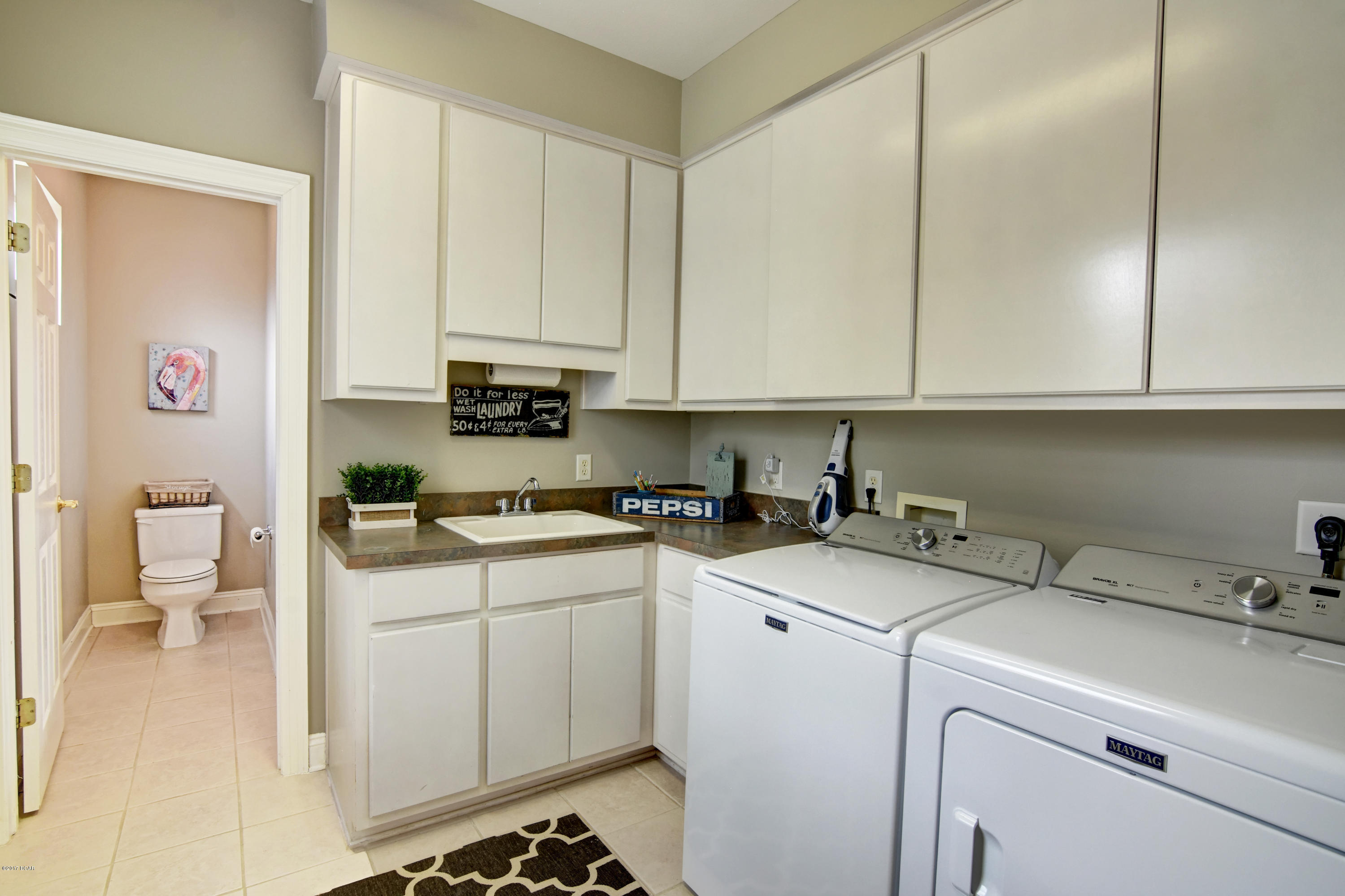 Dolphin Bay Ph I - Residential