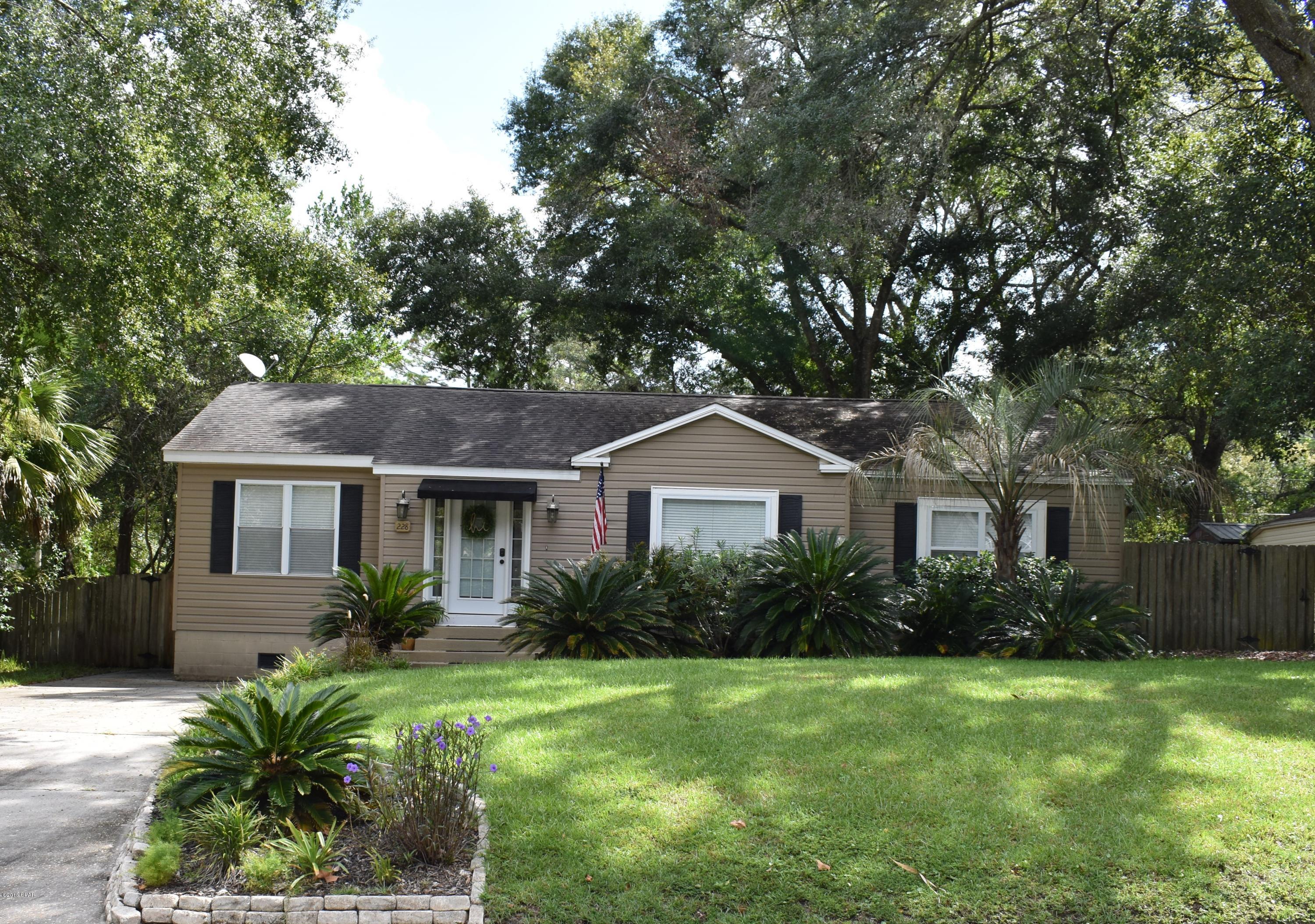 Sudduths 1st Add - Residential