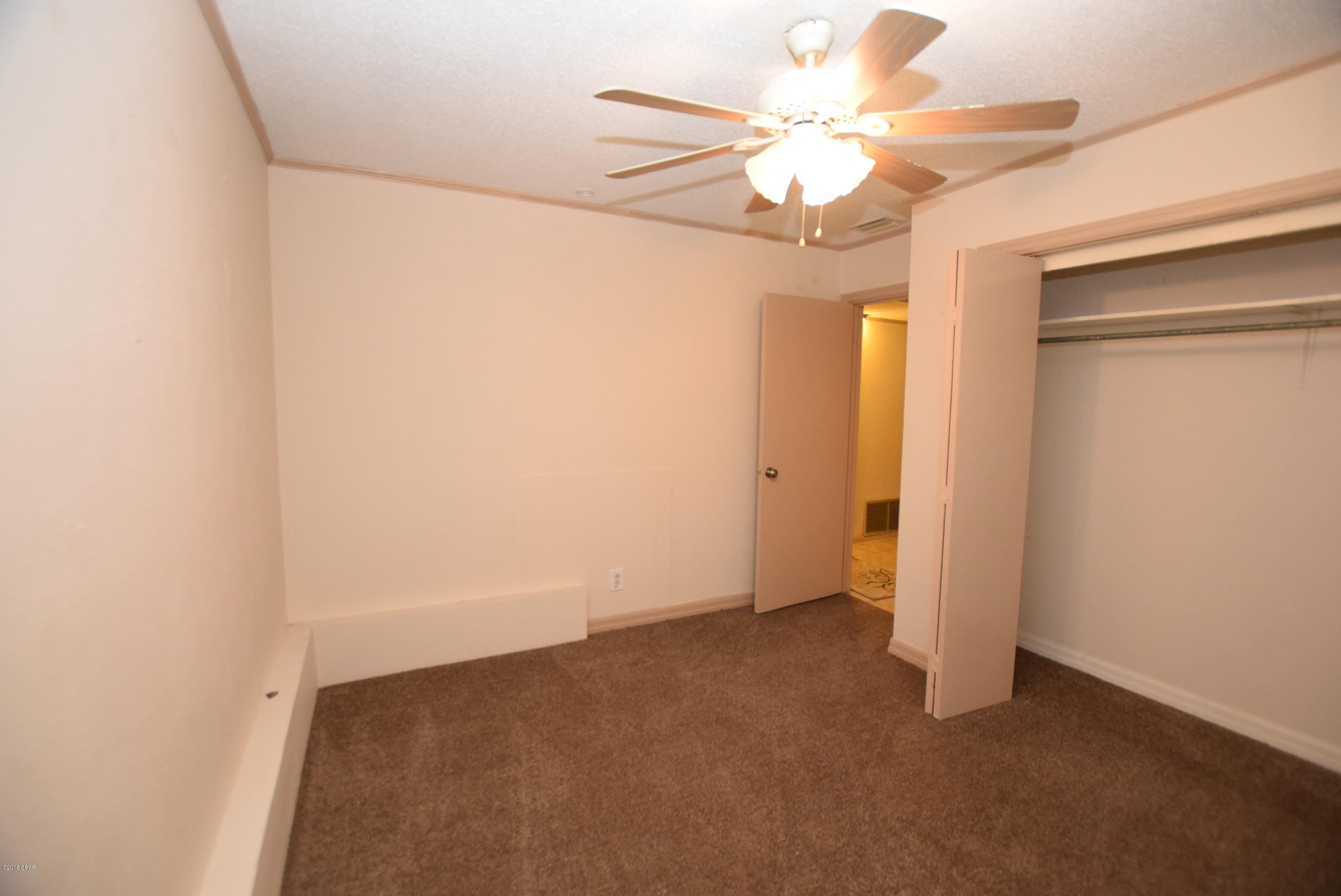 Cove Terrace 3rd Add - Residential