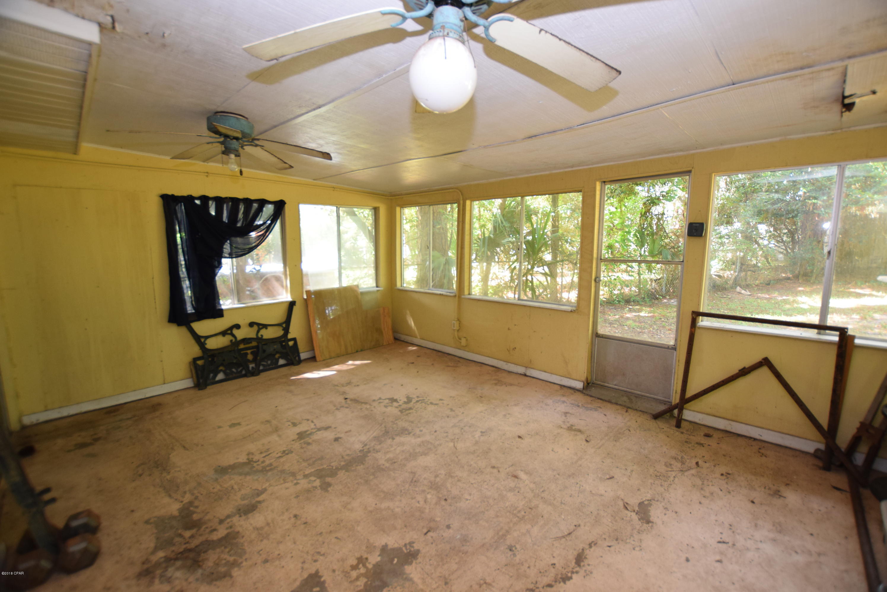 Cove Terrace 3rd Add - Residential