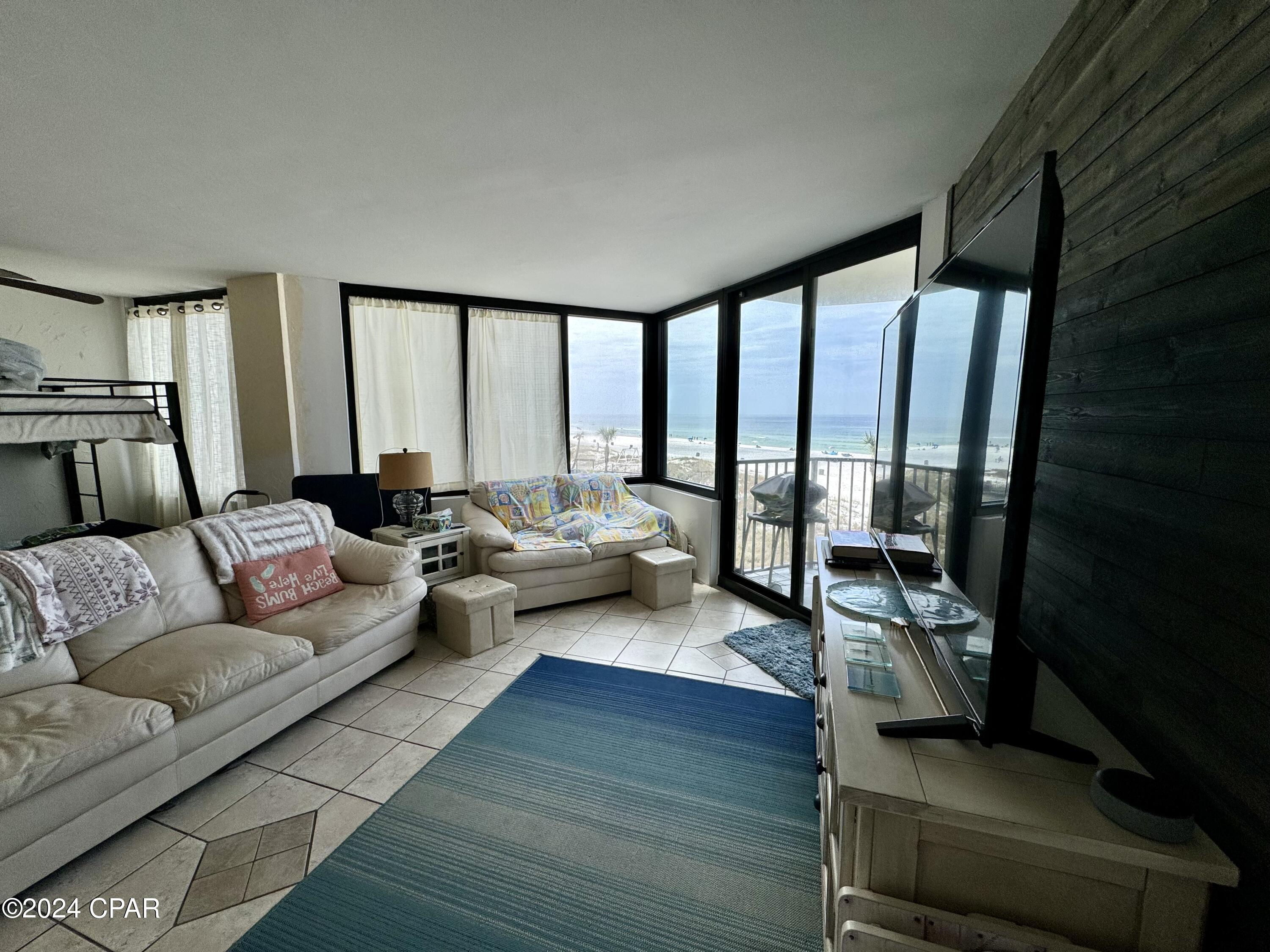 Sunbird Condo - Residential