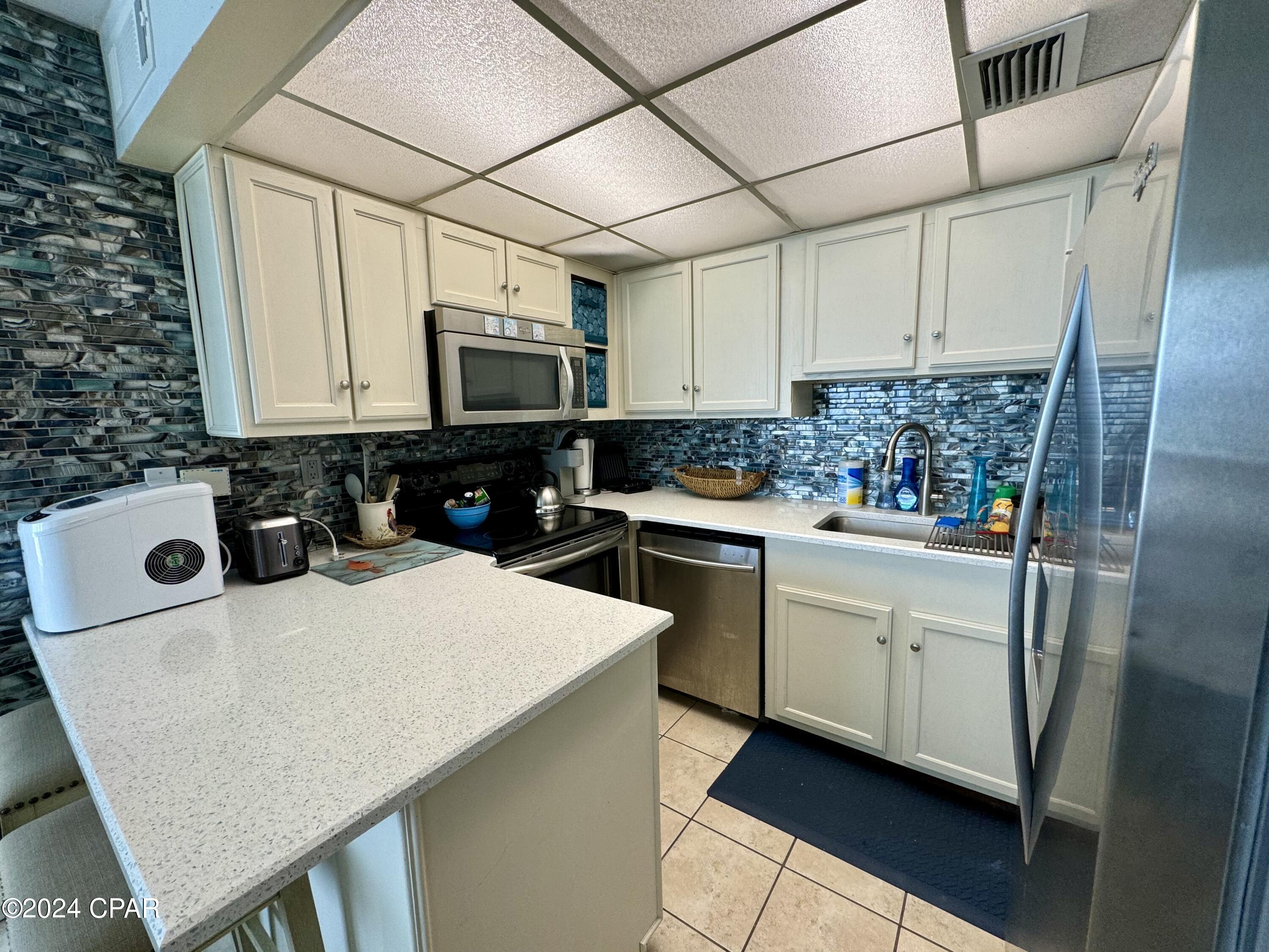 Sunbird Condo - Residential