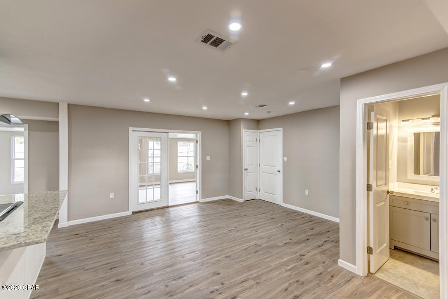 Venetian Villa - Residential