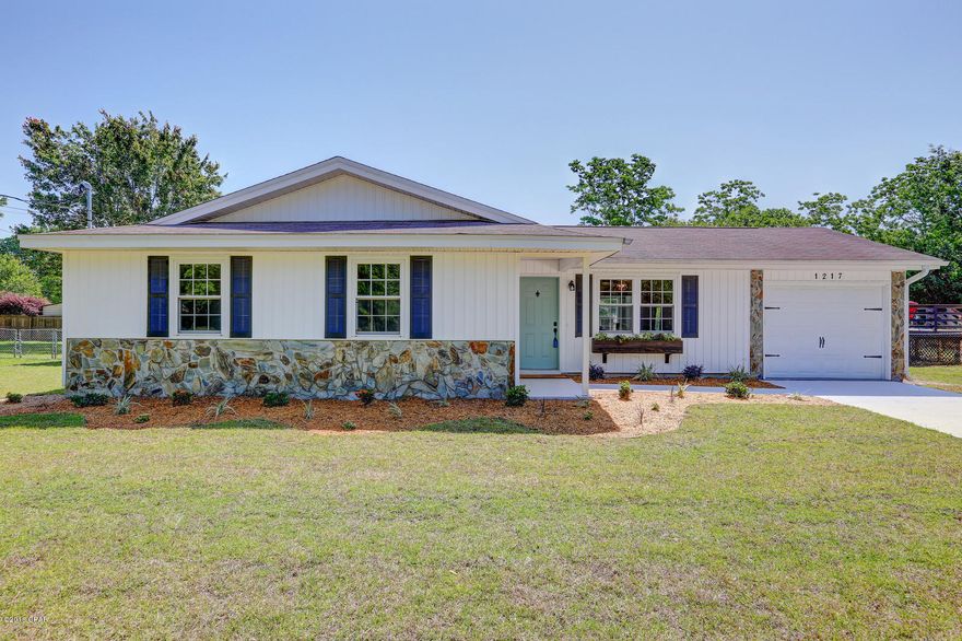 Completely Updated 4 Bedroom 2 bath ---> Brand New A/C 2018----> Brand New Flooring --> Brand New Kitchen with Farm House Sink-----> Brand New Master Bathroom with Master Tile Shower ---- Brand New Appliances.(All sizes and school zones are approximate and should be verified)