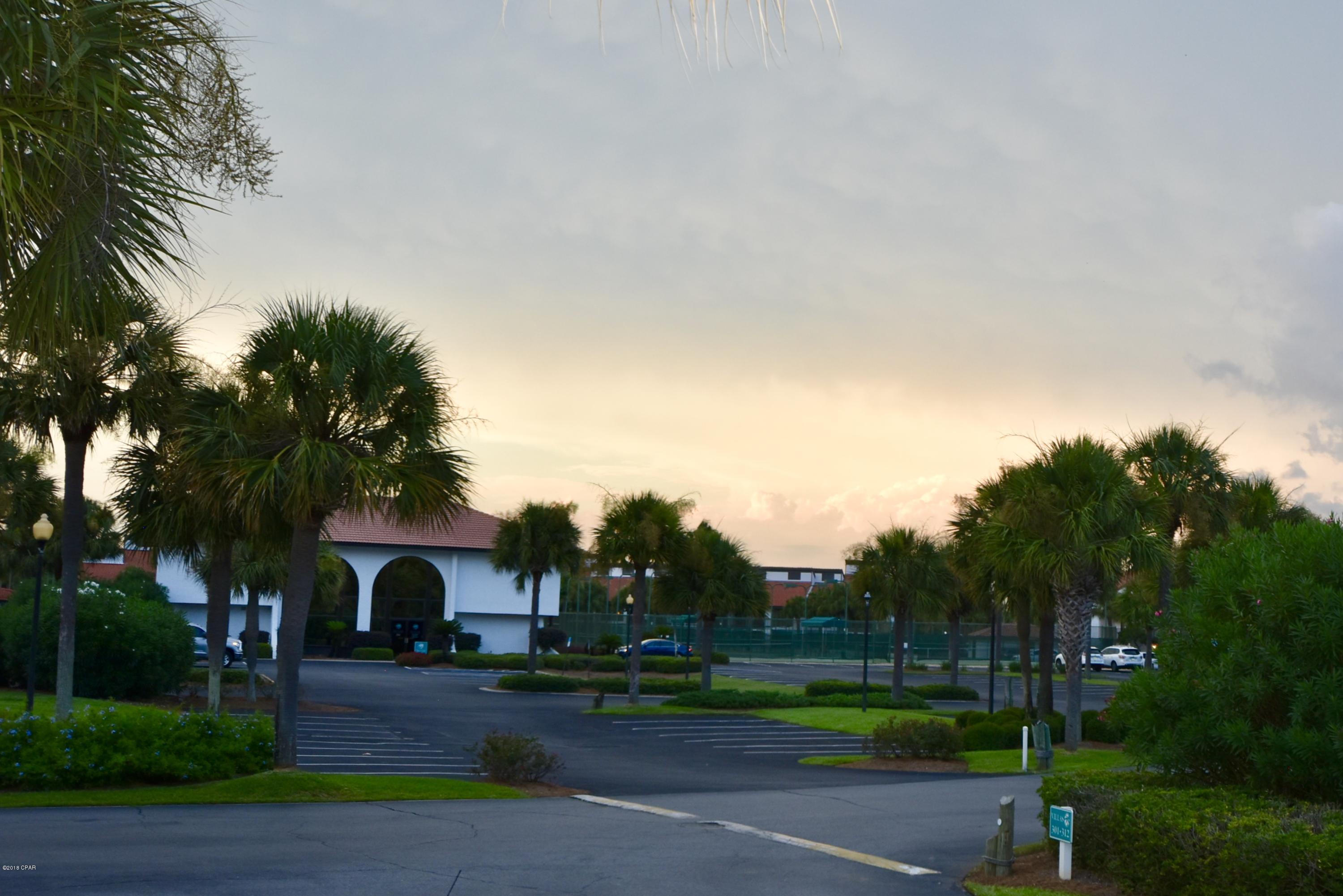 Edgewater Golf Villas 1 - Residential