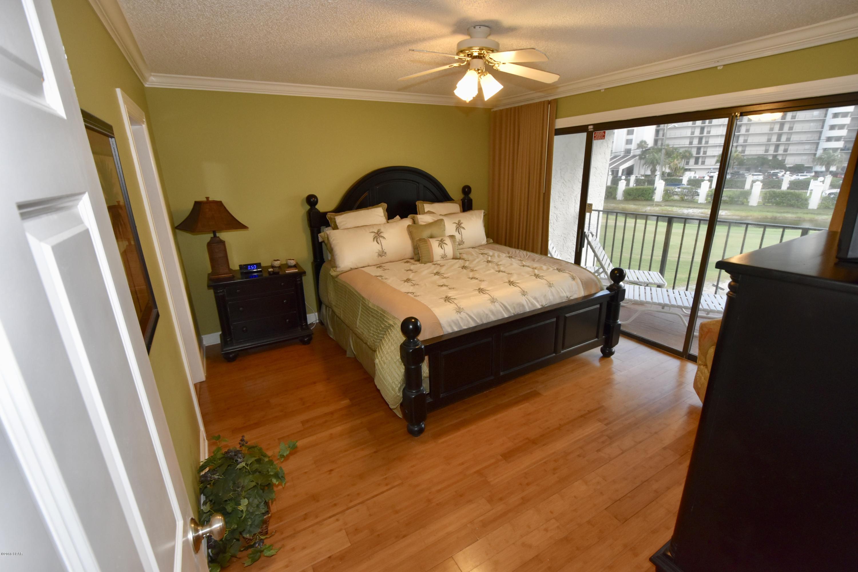 Edgewater Golf Villas 1 - Residential