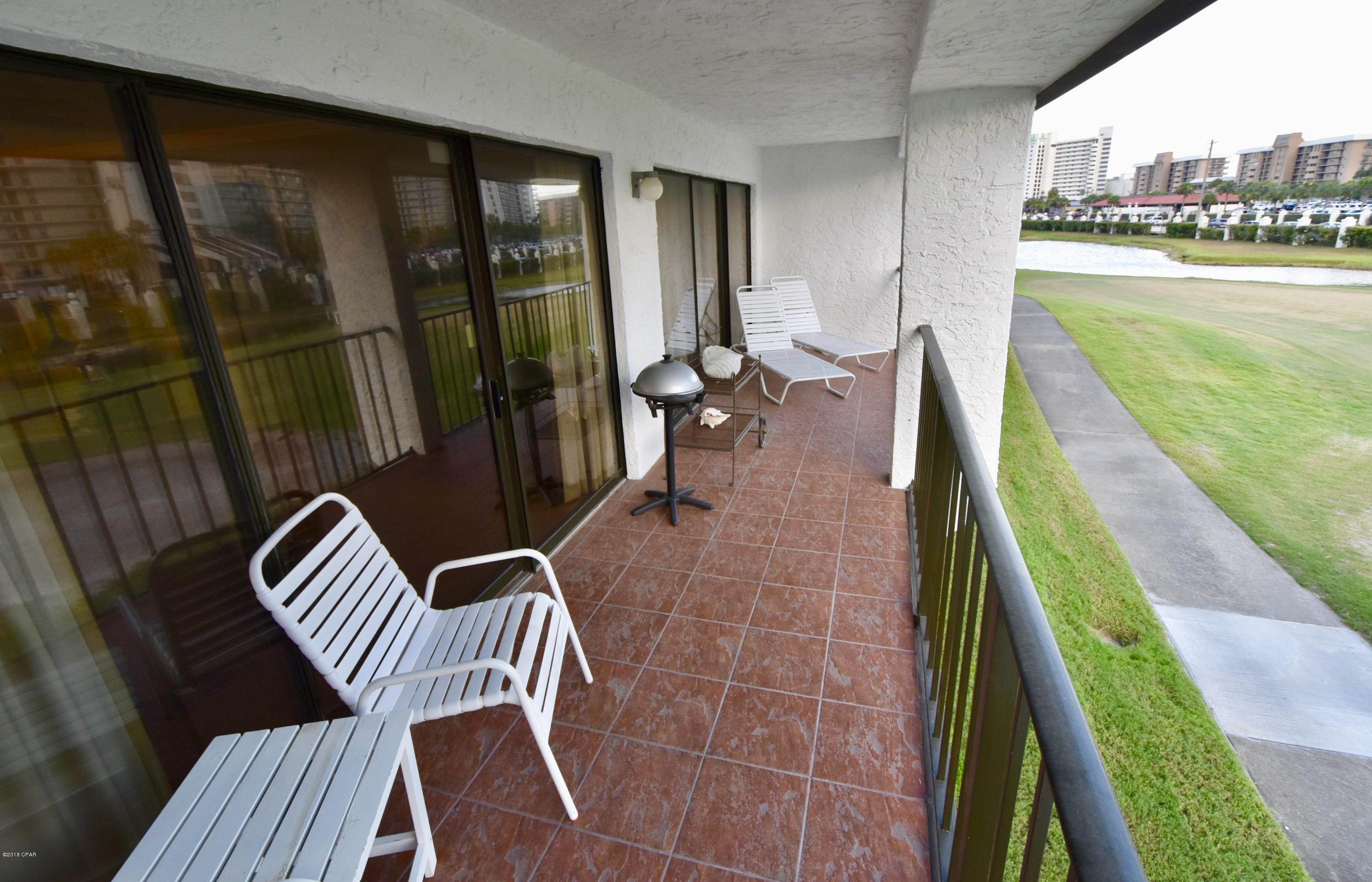 Edgewater Golf Villas 1 - Residential