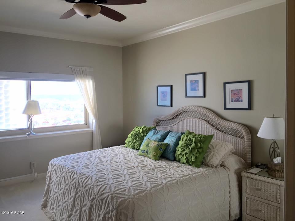 Summerwinds Condo - Residential