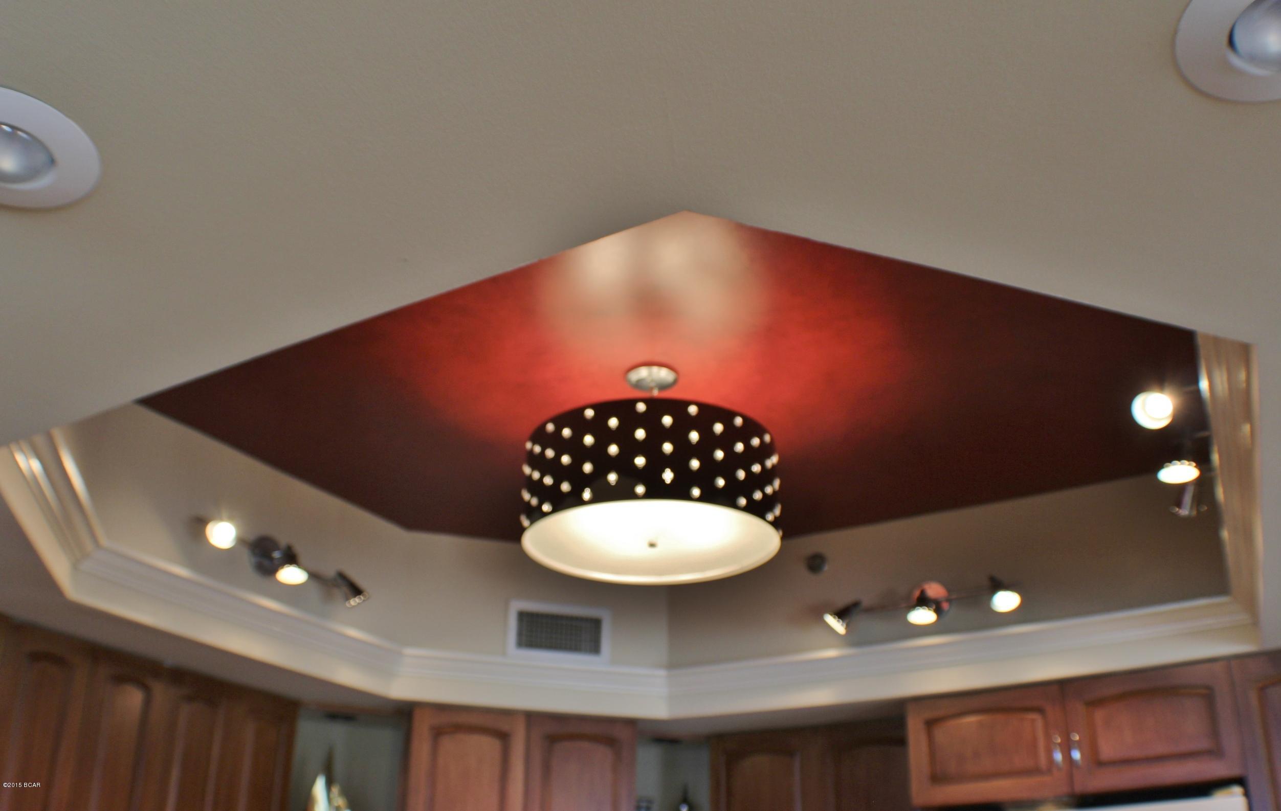 Summerwinds Condo - Residential