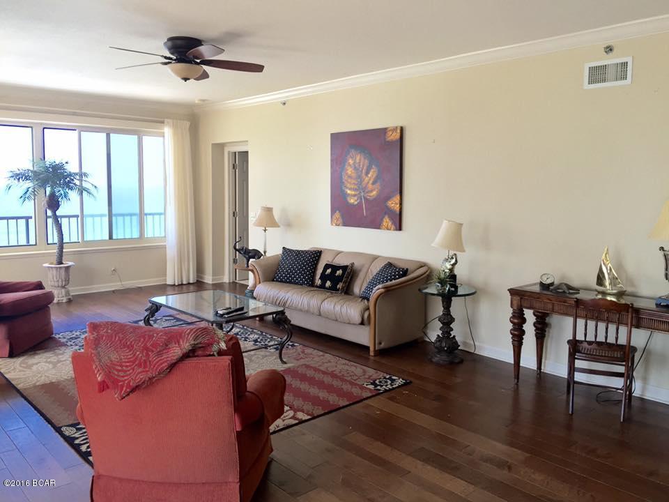 Summerwinds Condo - Residential