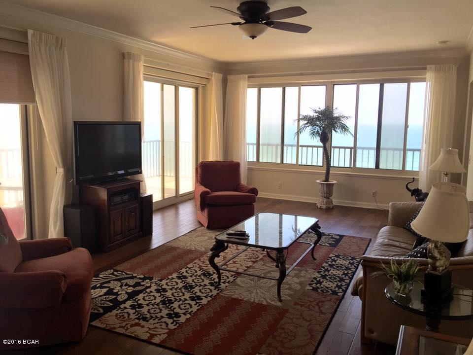 Summerwinds Condo - Residential