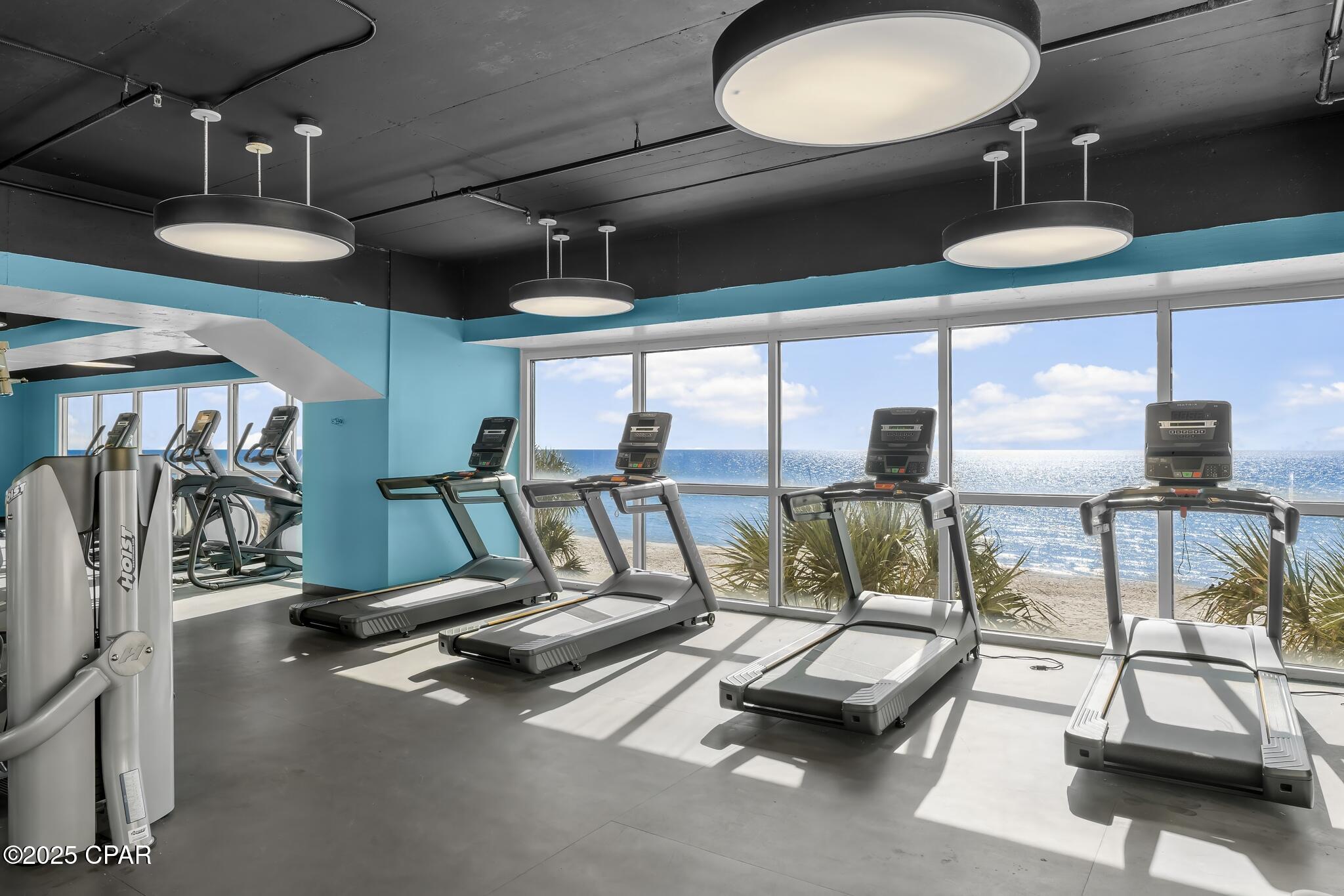 Splash Condo - Residential