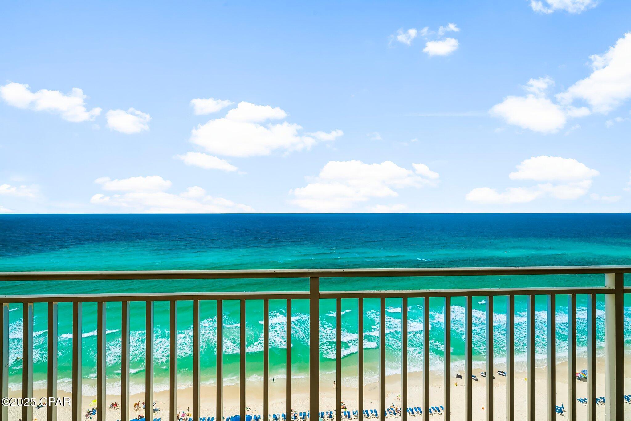 Splash Condo - Residential