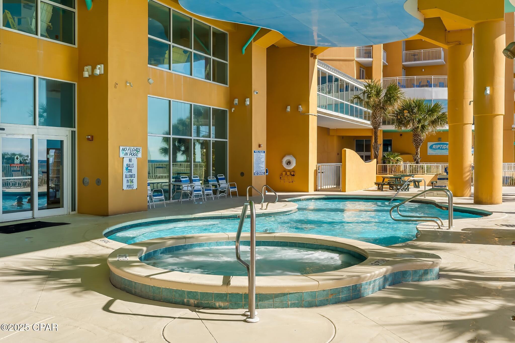 Splash Condo - Residential