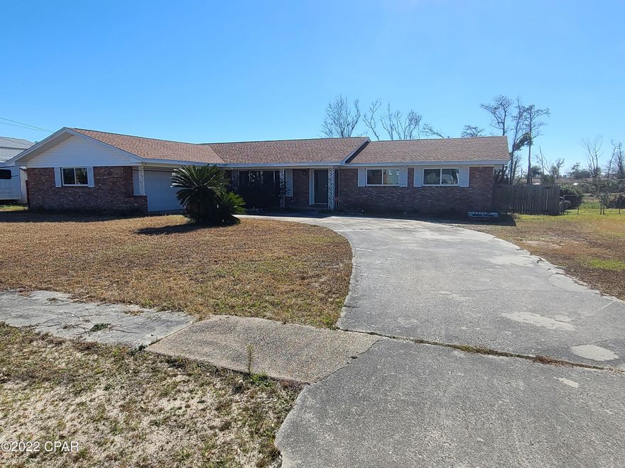 MULTIPLE OFFERS; Highest/Best by Fri 2/25, 5 PM. INVESTOR ALERT!  In the popular Forest Park area, large home on BIG lot in need of completion. Short list to finish & long list of upgrades already done. HAS New roof, new hvac & duct work, new insulation, new water heater, new windows, rewired, new plumbing in foundation slab, new sheetrock freshly painted a popular crisp  white! Needs new flooring, kitchen cabinets/counters, vanities and your creativity for a fab MB shower. Large separate family room w/wood burning FP. Outside, this HUGE lot would be perfect for a pool or even a MIL qtrs or carriage house! Privacy fenced already! This community is the perfect place to raise a family in well cared for homes, convenient to 23rd St shopping and entertainment. Don't miss out!