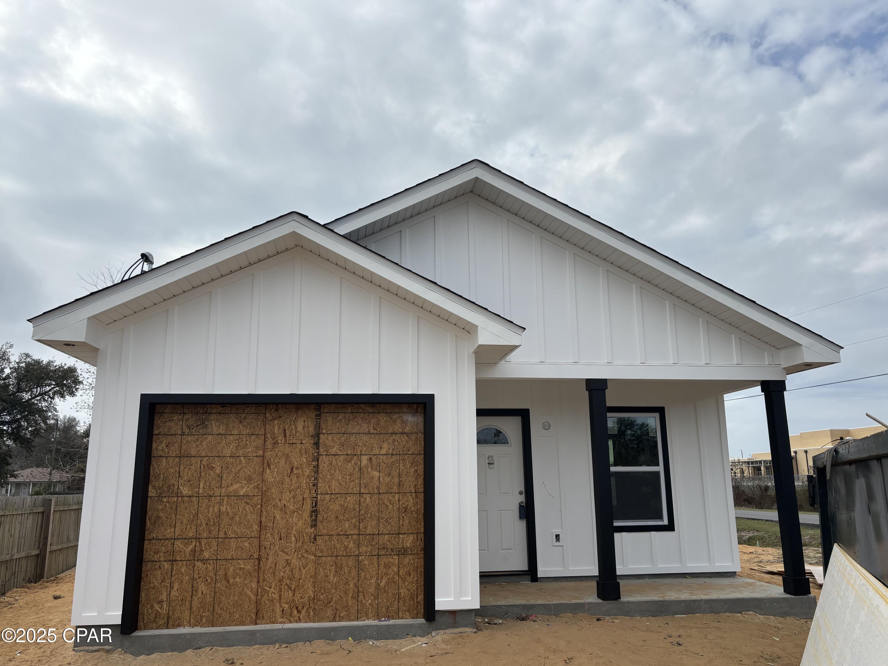 [No Recorded Subdiv] - Residential