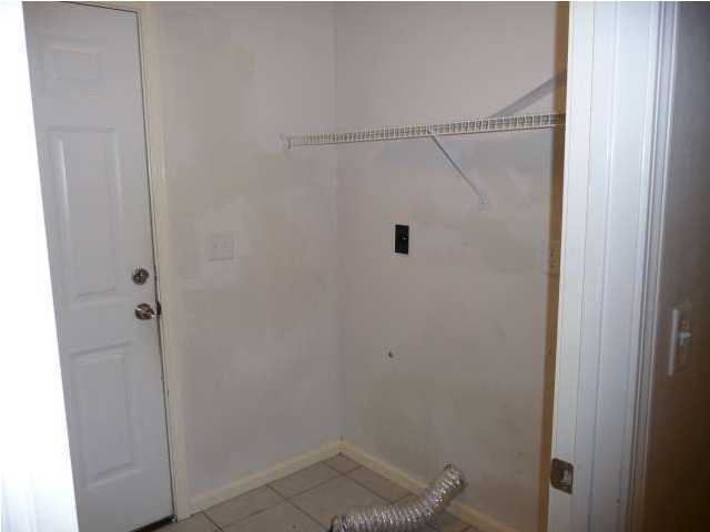 Pinetree Place - Residential Lease