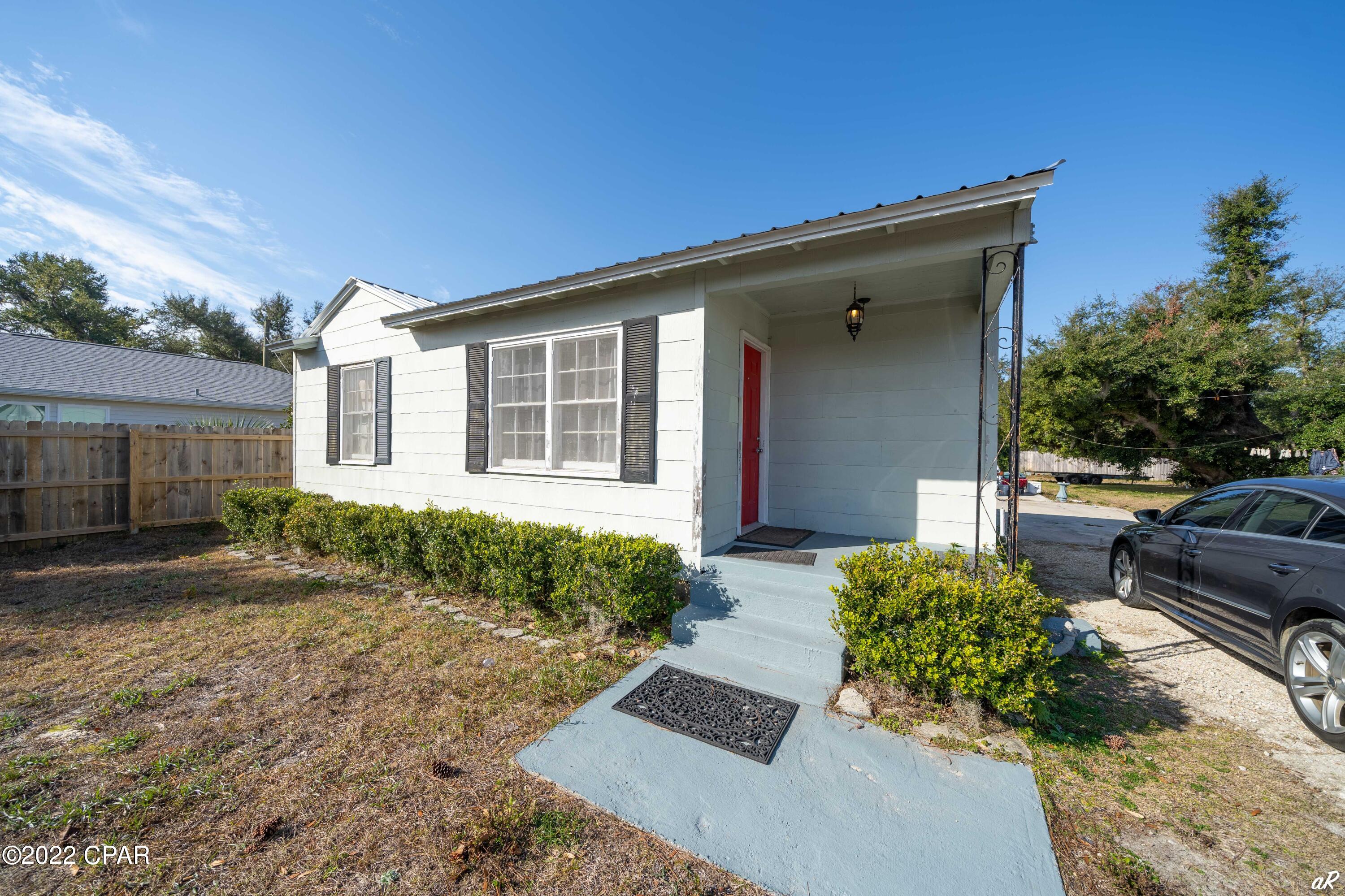 Sudduths 1st Add - Residential