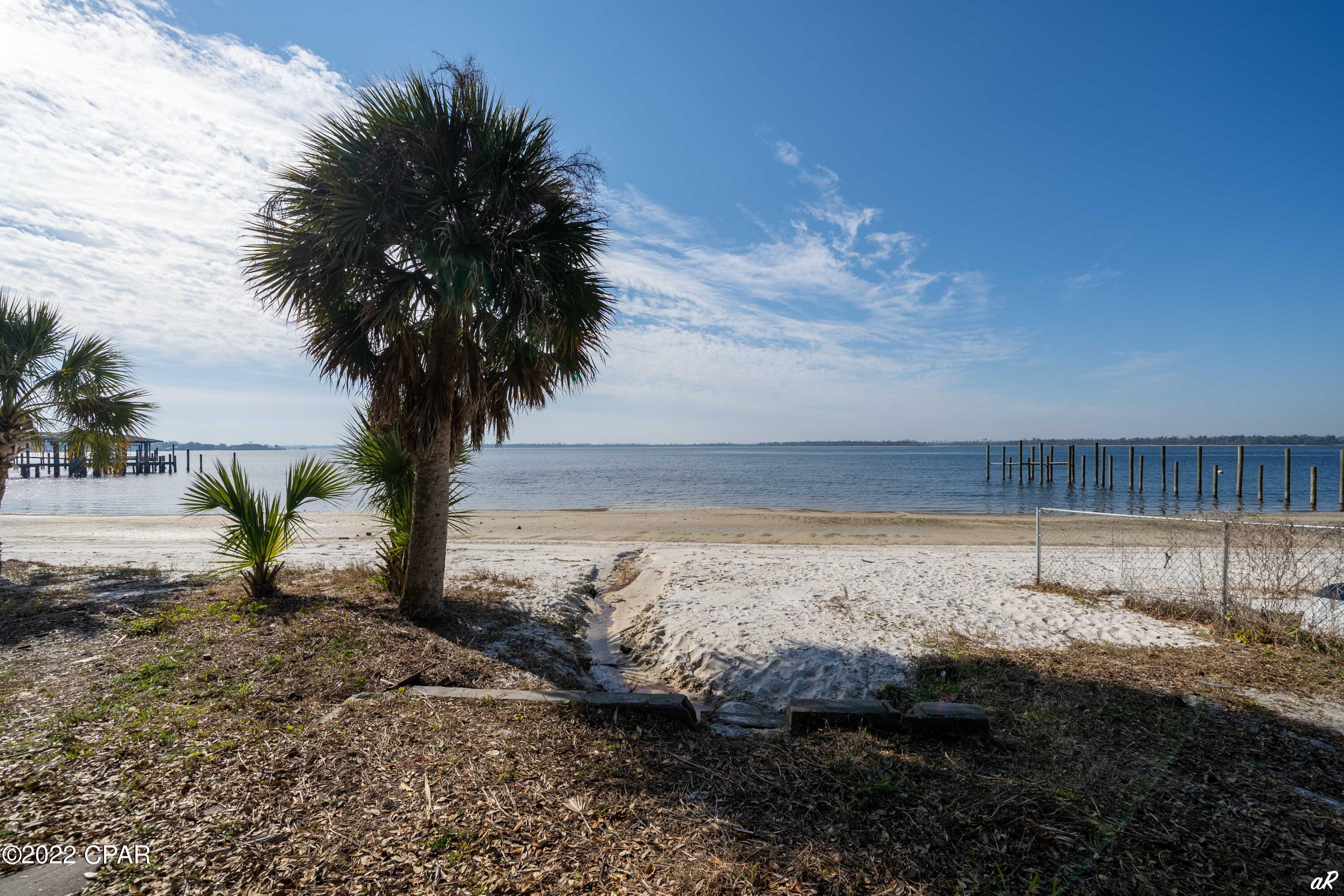 Sudduths 1st Add - Residential