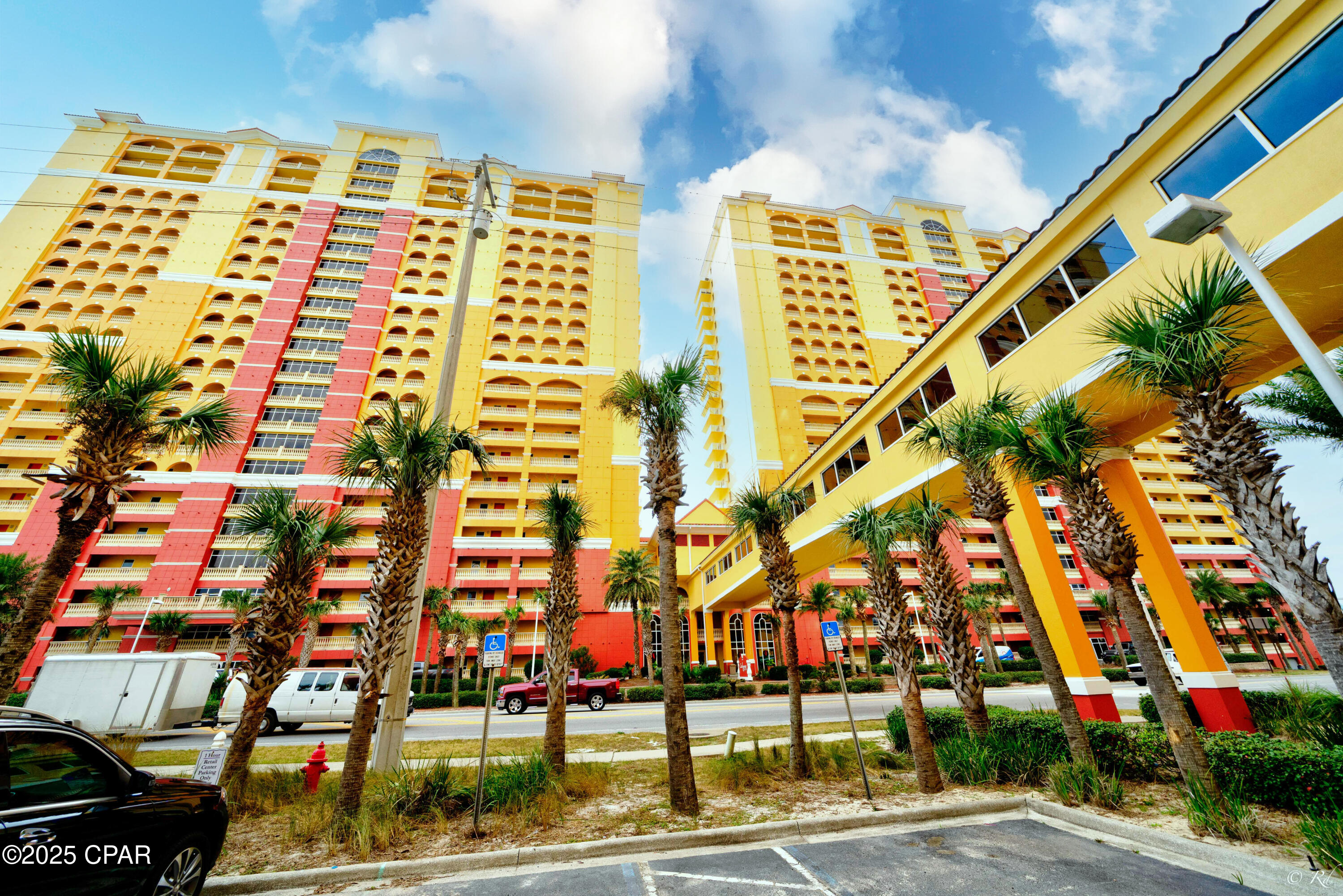 Calypso Towers III - Residential