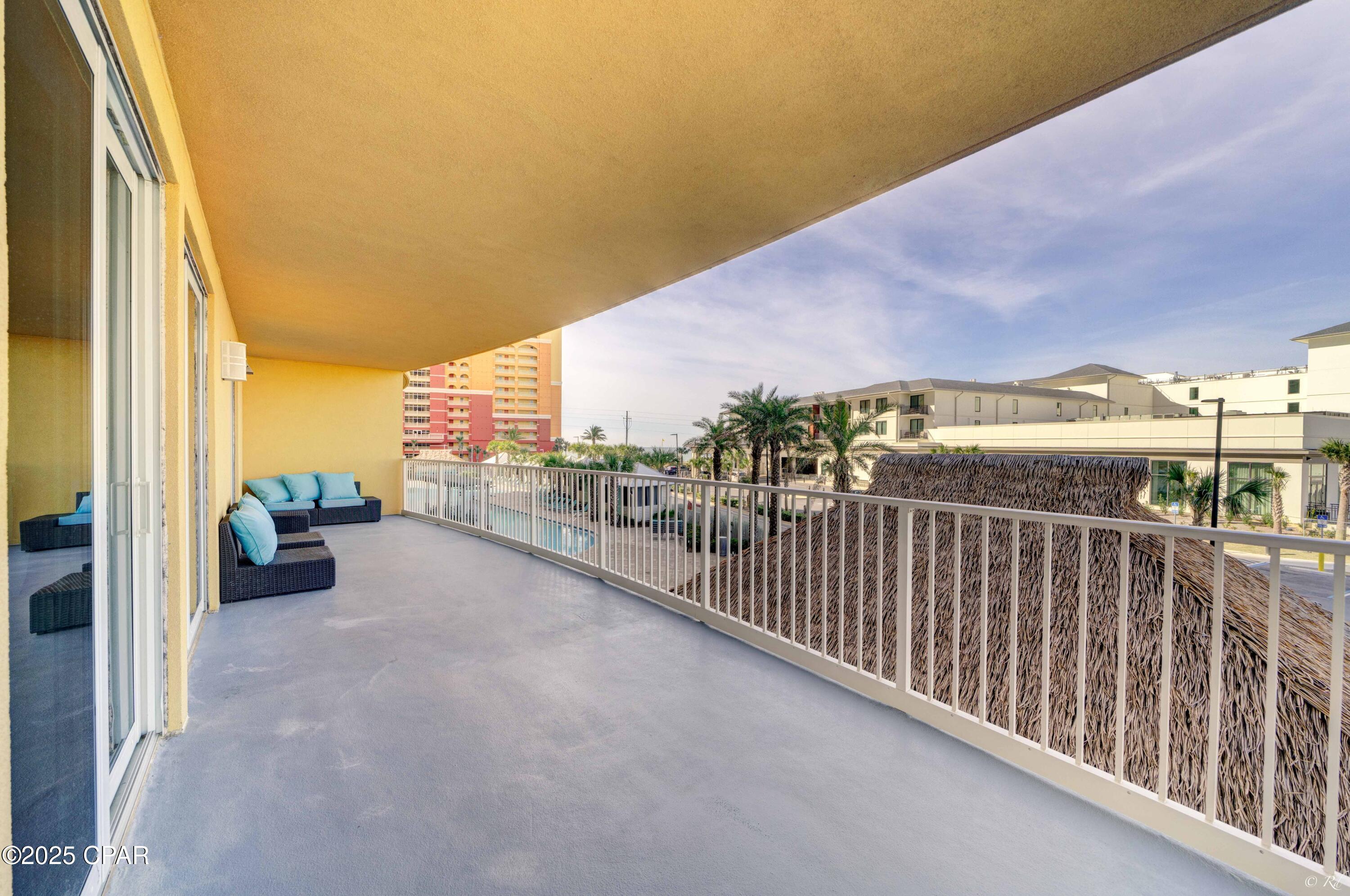 Calypso Towers III - Residential