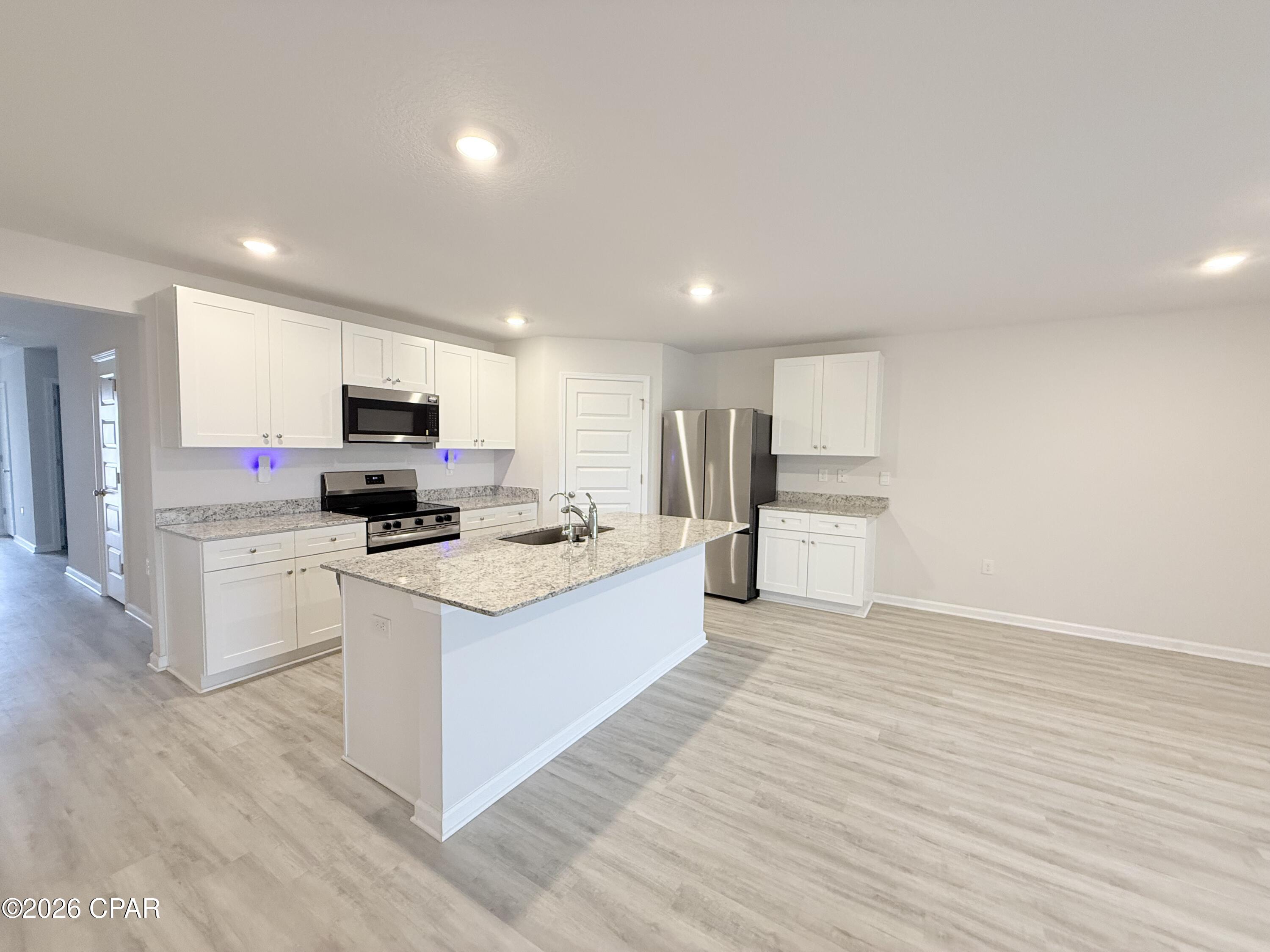 [No Recorded Subdiv] - Residential Lease
