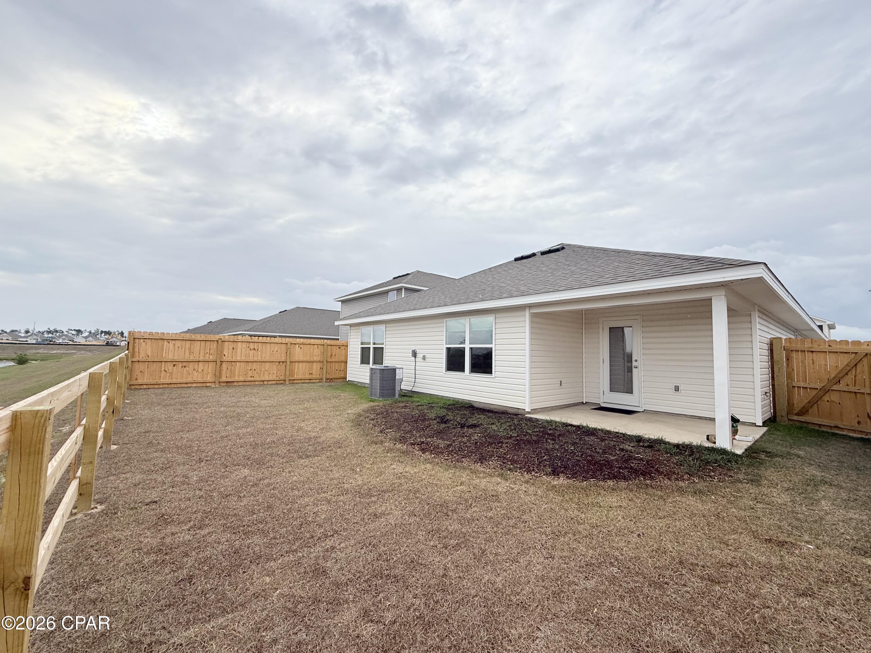 [No Recorded Subdiv] - Residential Lease