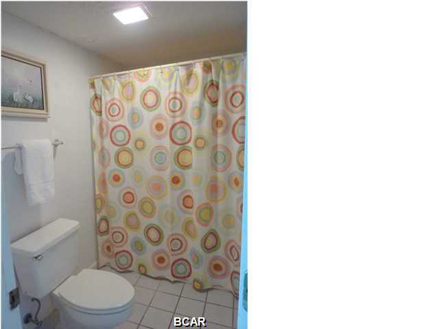 Seachase Condo - Residential