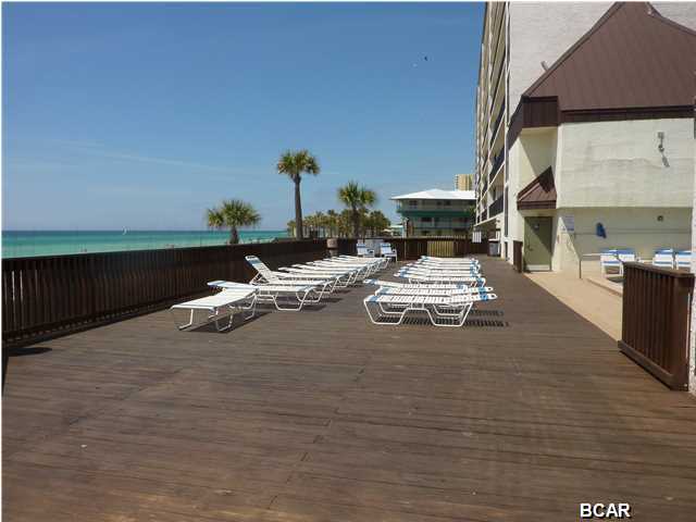 Seachase Condo - Residential