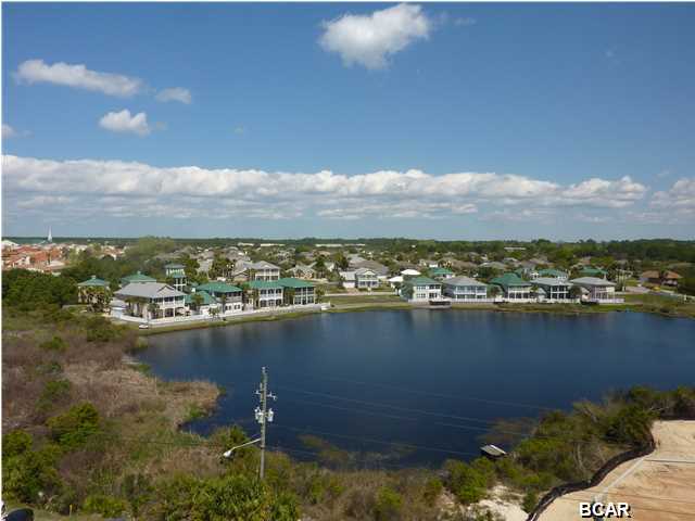 Seachase Condo - Residential