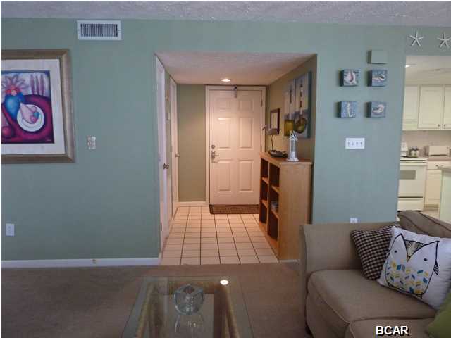 Seachase Condo - Residential