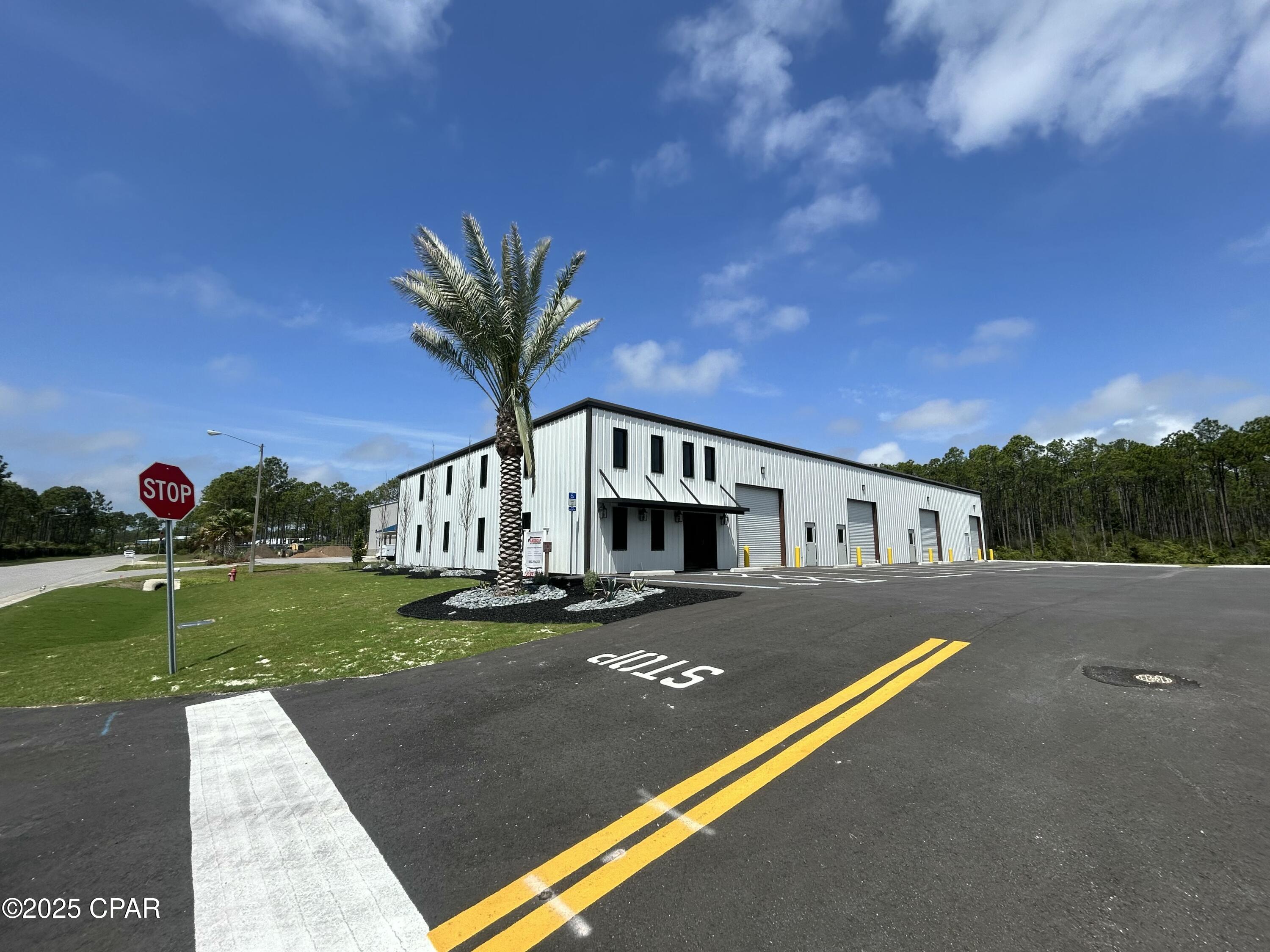 Beach Commerce Park - Commercial Lease