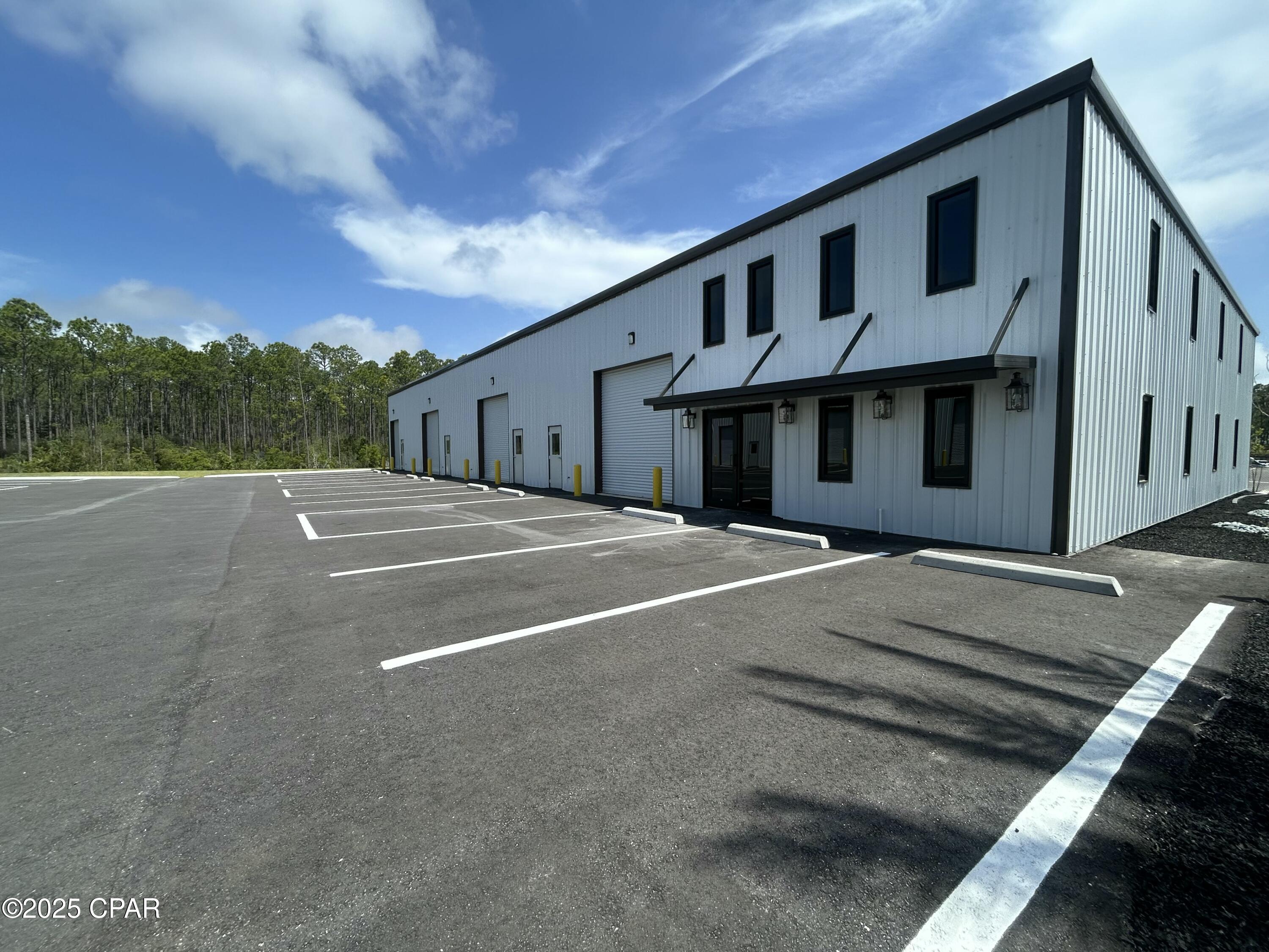 Beach Commerce Park - Commercial Lease
