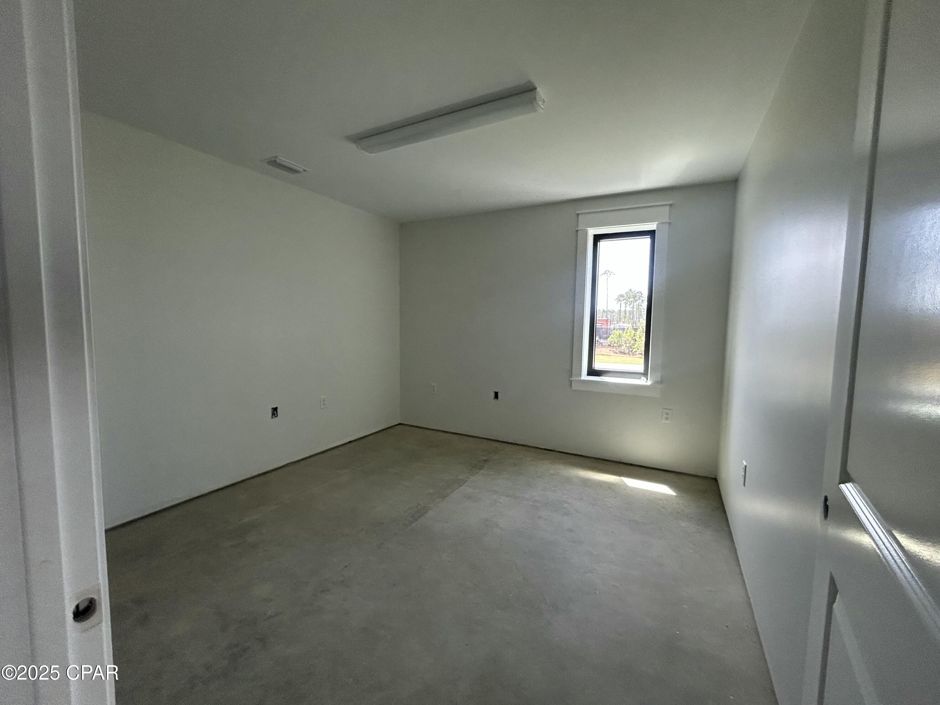 Beach Commerce Park - Commercial Lease