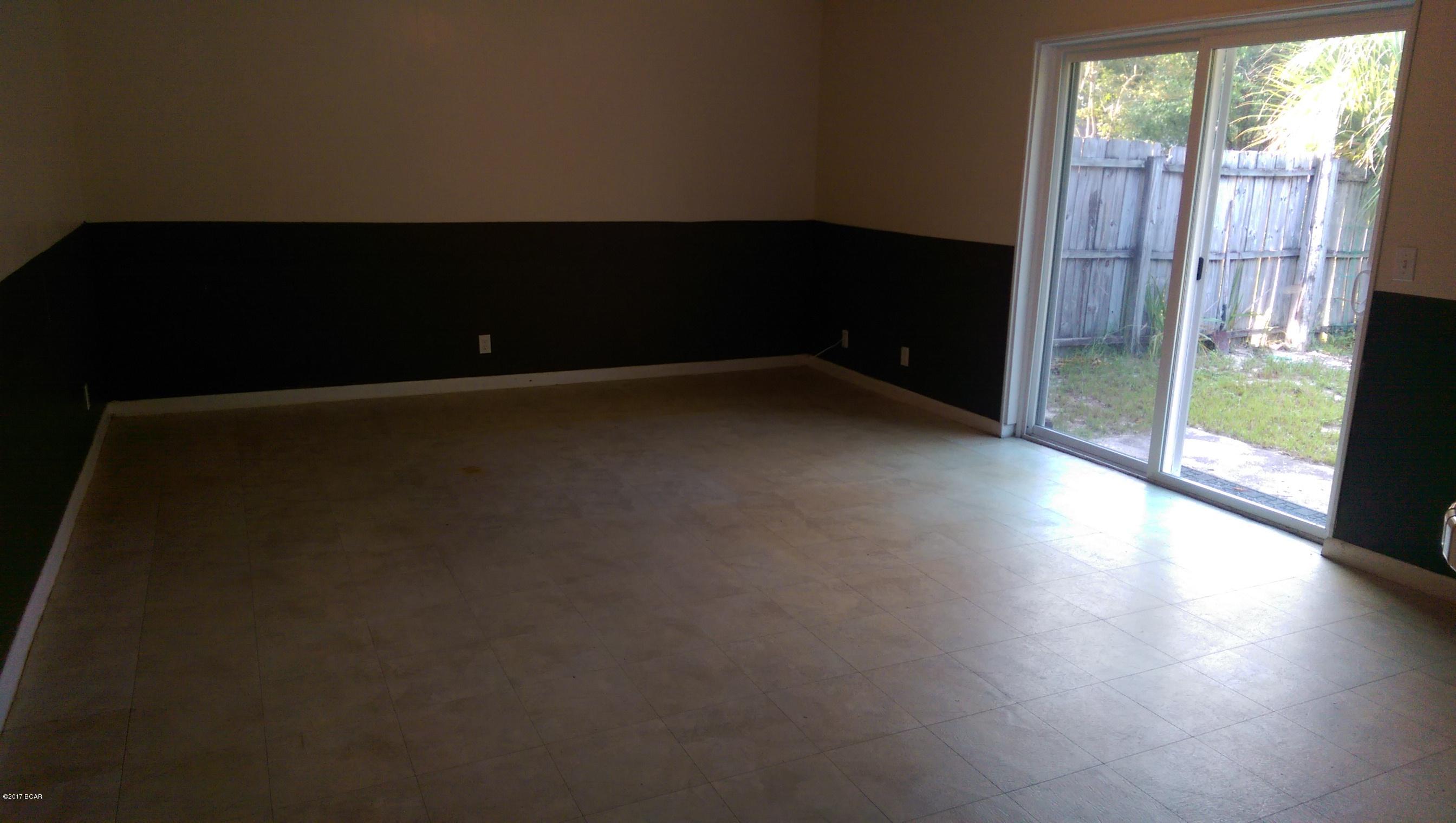 Lannie Rowe Lake Estates U-10 - Residential Lease