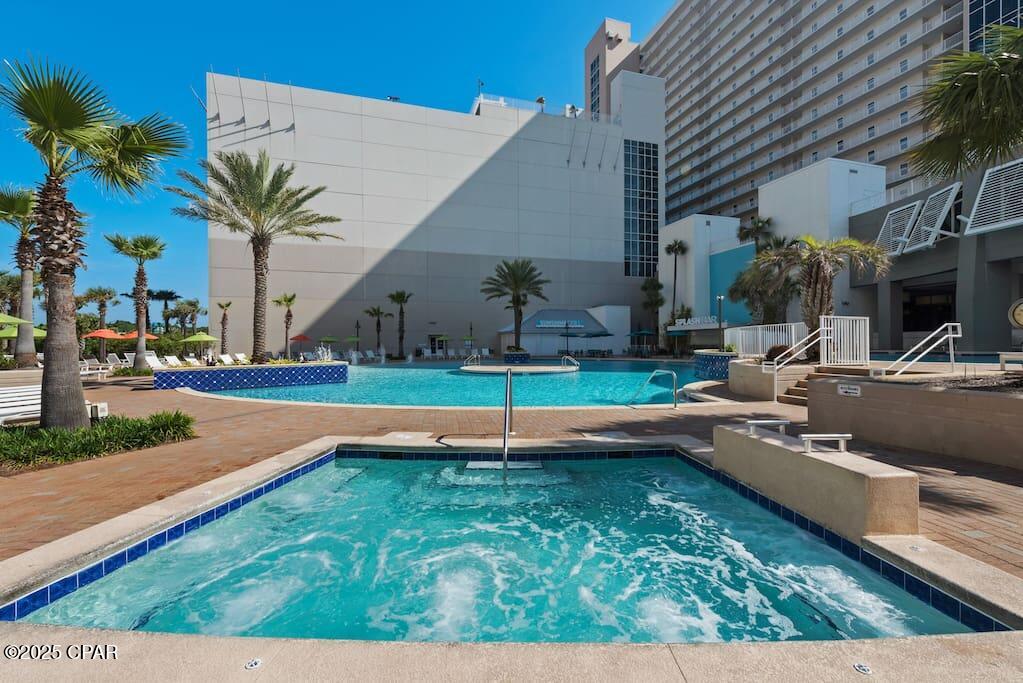 Laketown Wharf - Residential