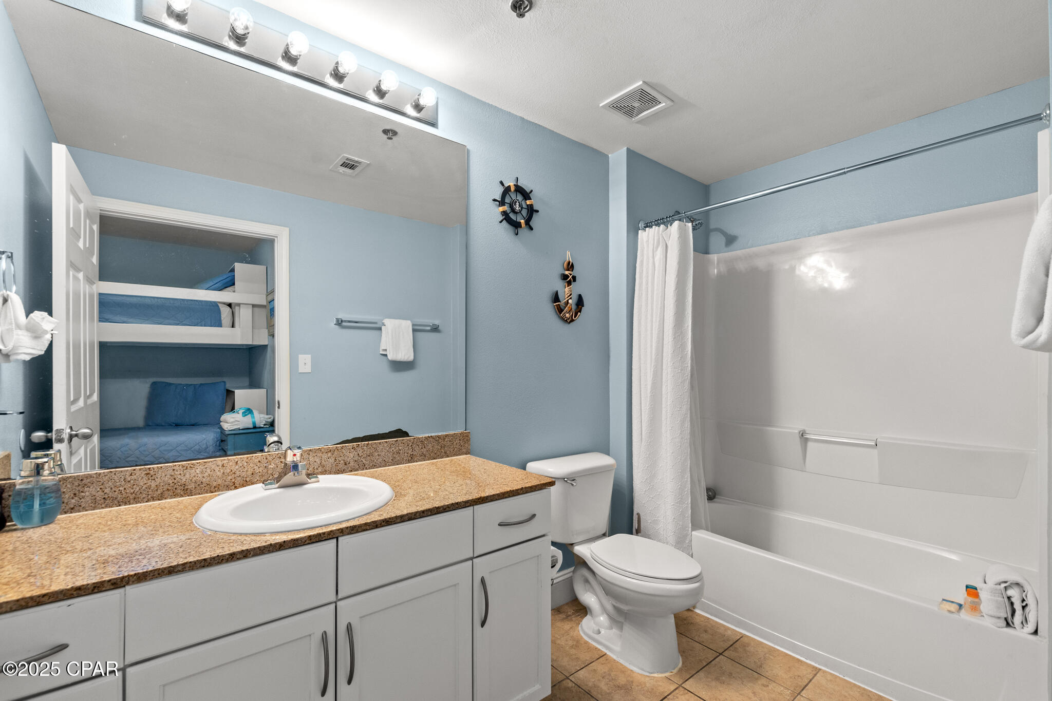 Laketown Wharf - Residential