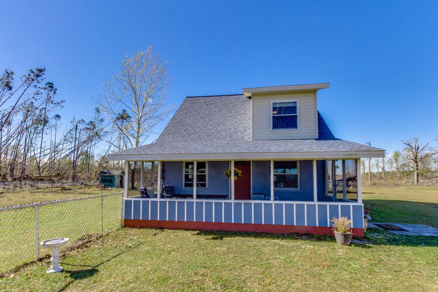 Wide open spaces, only 40 min from the Gulf!

Perfect hideaway home with ALL the perks of being in a country environment! Owner has truly taken pride in this home,BRAND NEW ROOF! BRAND NEW STORM WINDOWS, fresh paint inside and out,updated front screened in porch with new ceilings and ceiling fans, refinished wood stairs, and wood ceiling beams, upgraded granite sink tops and antique bronze fixtures in both bathrooms.Upstairs loft is a super cozy space doubling as another bedroom and living space or can be used as a  wonderful office space.This home sits on a very large lot giving way to so many options for recreation or landscaping. IF you love the county lifestyle and still want access to the World's most beautiful beaches, this is the perfect place for you! SEE THIS HOME TODAY! CALL US !