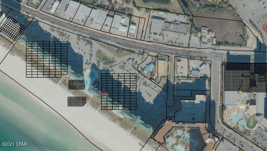 This is one of the best floors plan available in condominiums.  All bedrooms have Gulf views.
