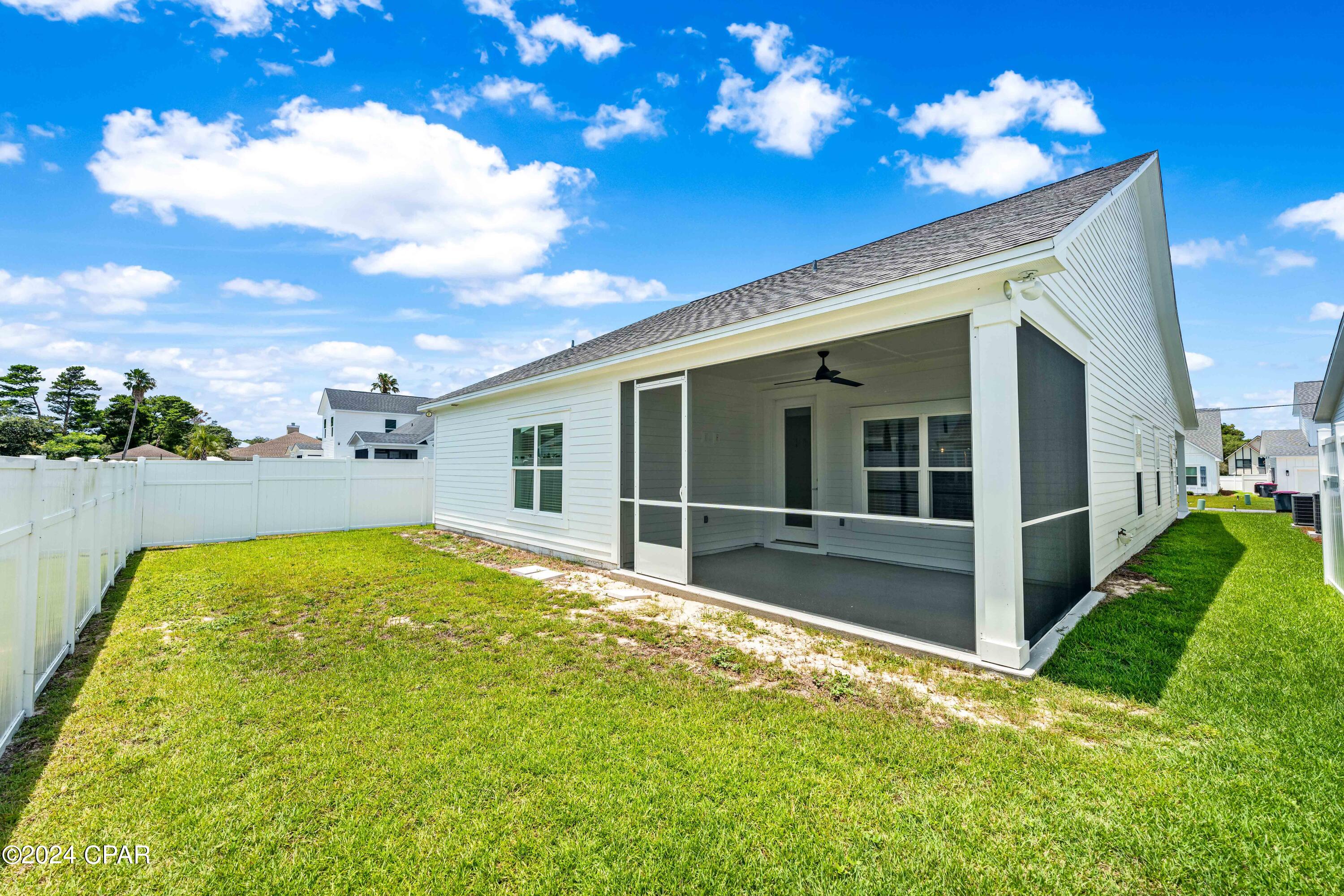 Panama City Beach, Florida 32413, United States, 4 Bedrooms Bedrooms, ,3 BathroomsBathrooms,Residential,Pending,55189