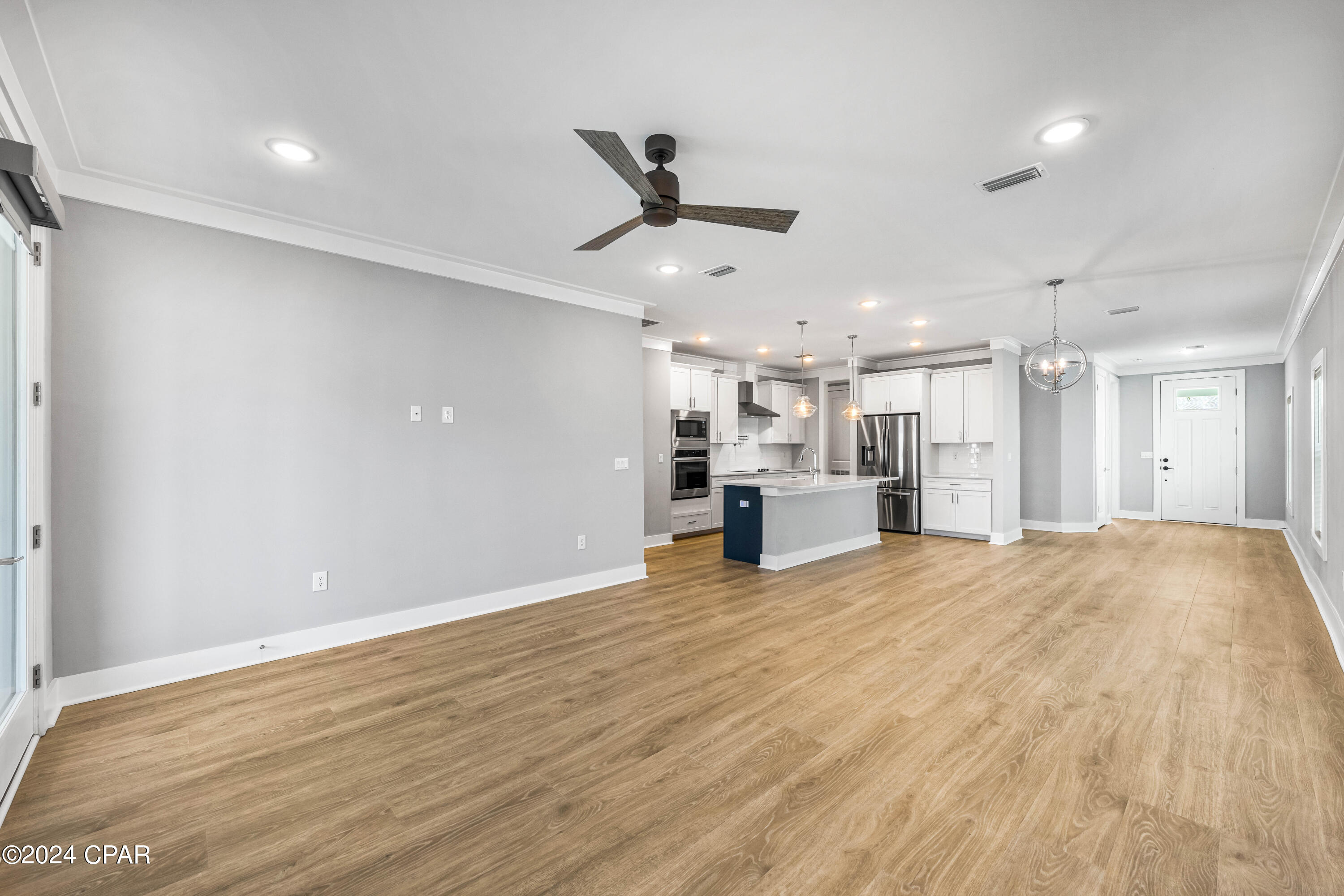 Panama City Beach, Florida 32413, United States, 4 Bedrooms Bedrooms, ,3 BathroomsBathrooms,Residential,Pending,55189