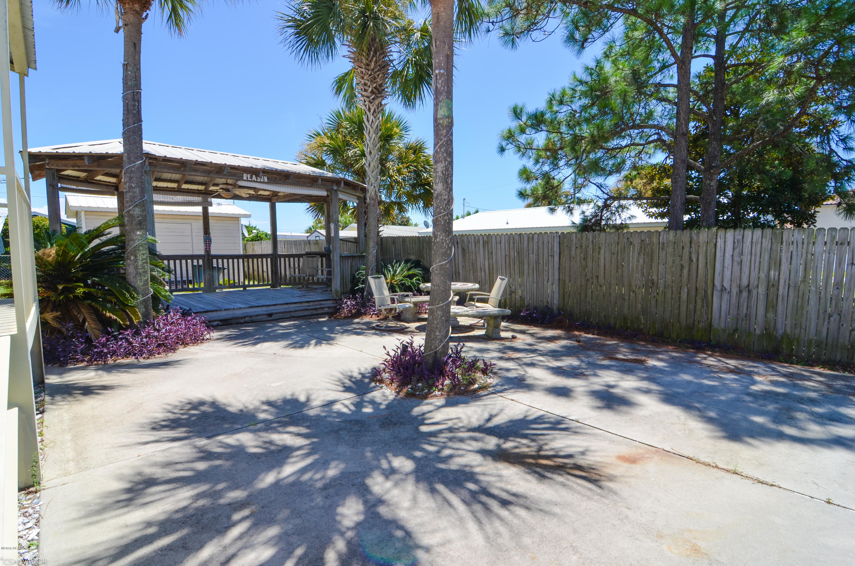 Laguna Beach Estates 9th Add - Residential