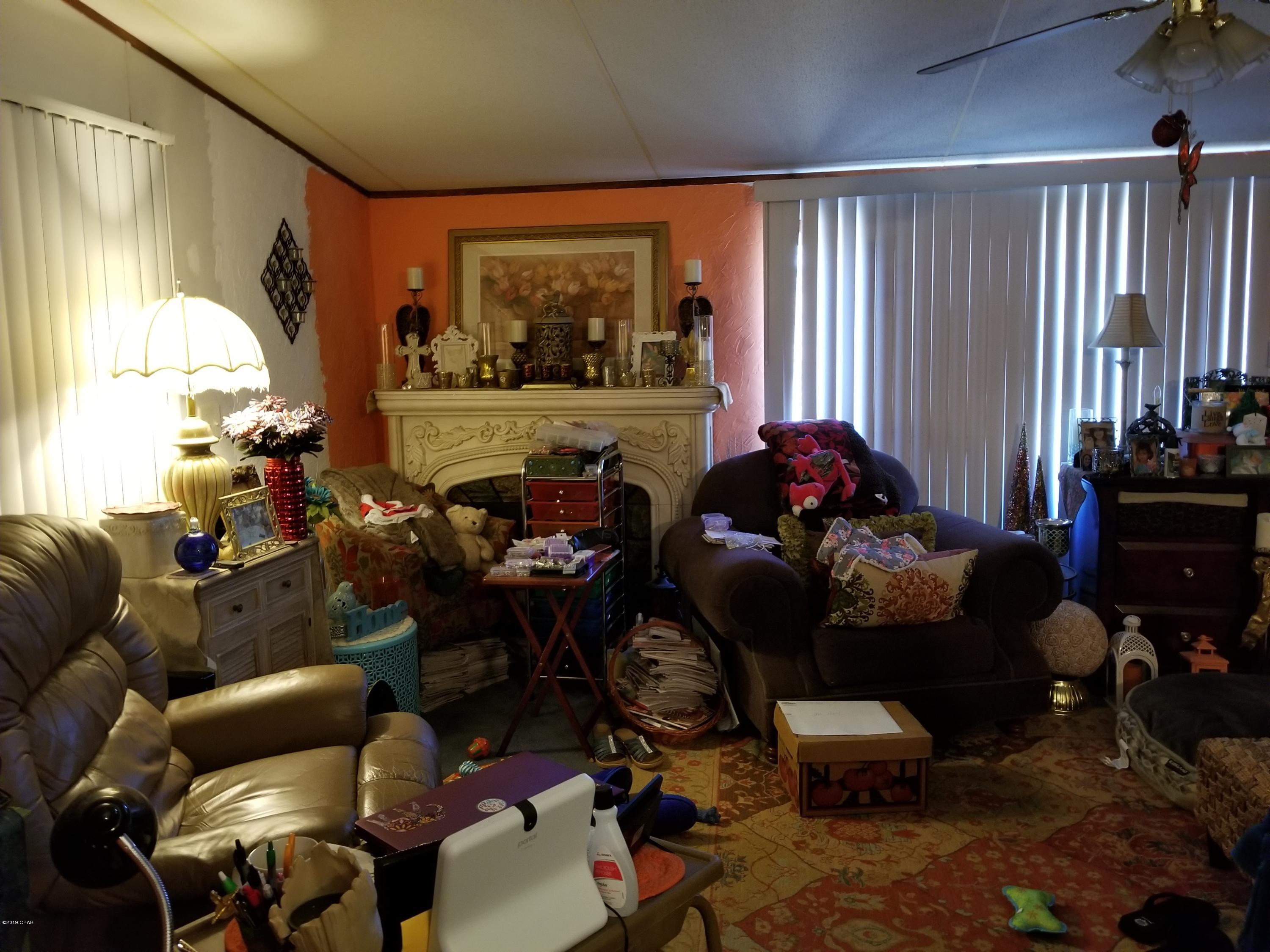 Leisure Lakes - Residential