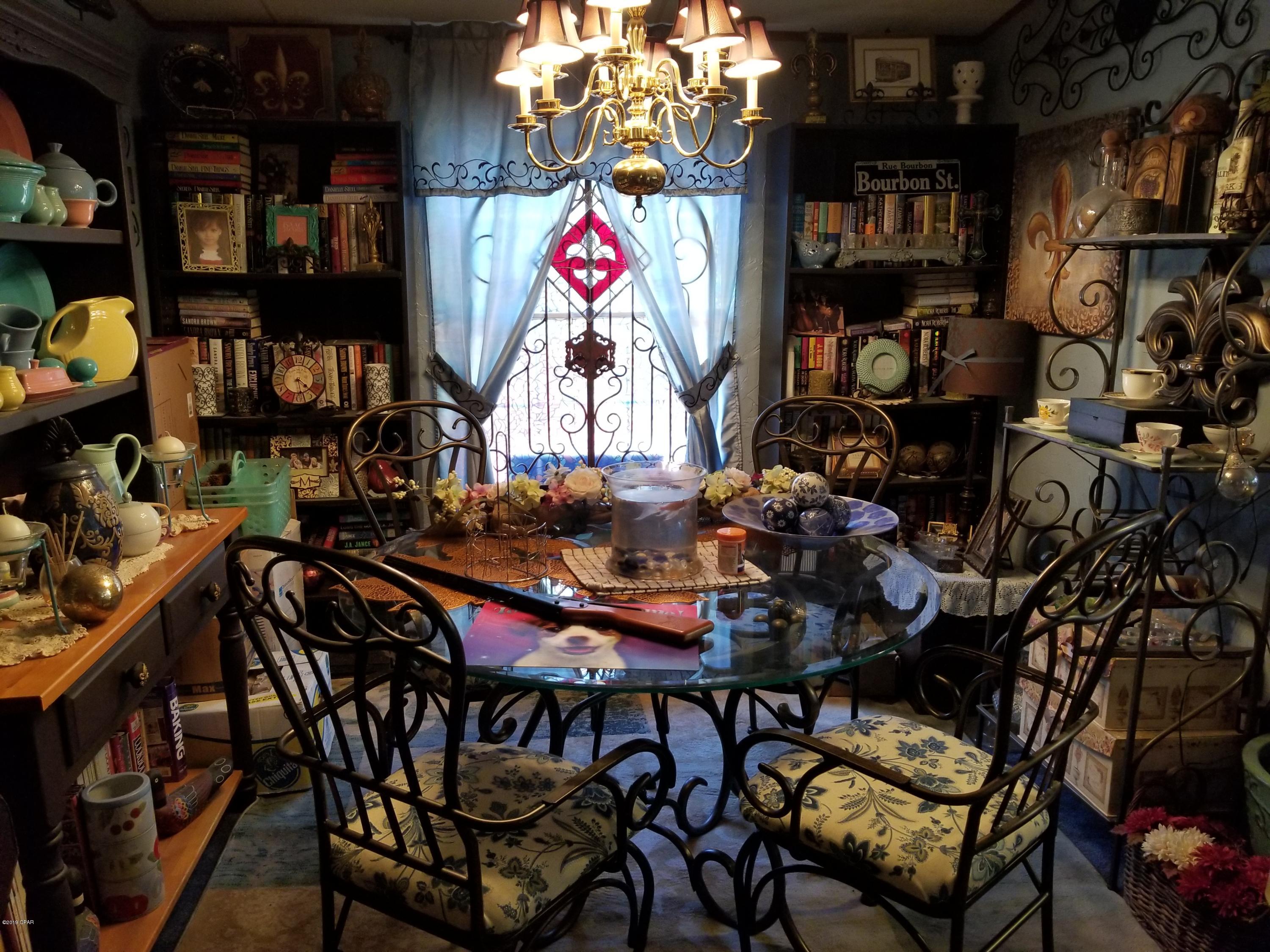 Leisure Lakes - Residential