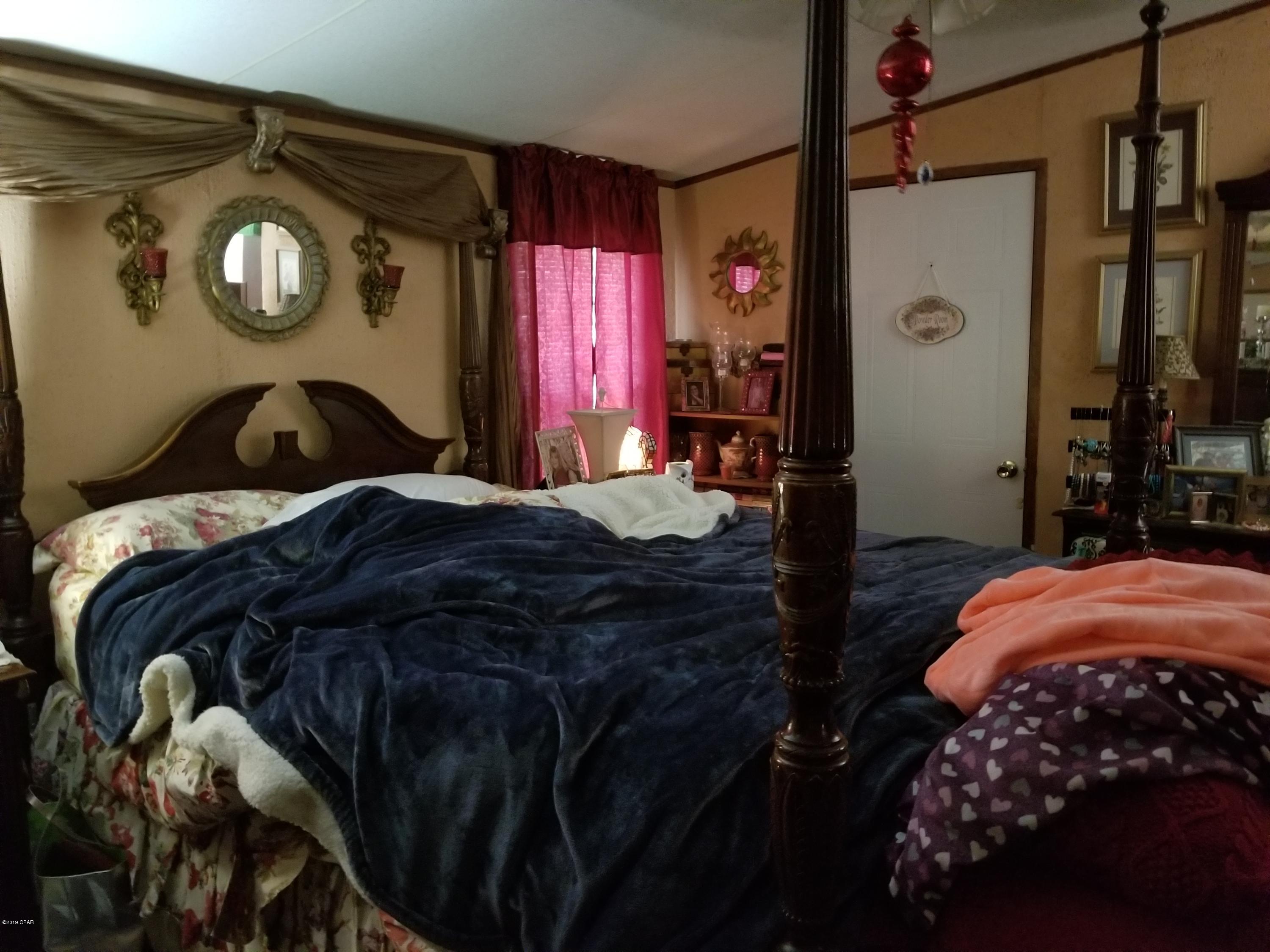 Leisure Lakes - Residential