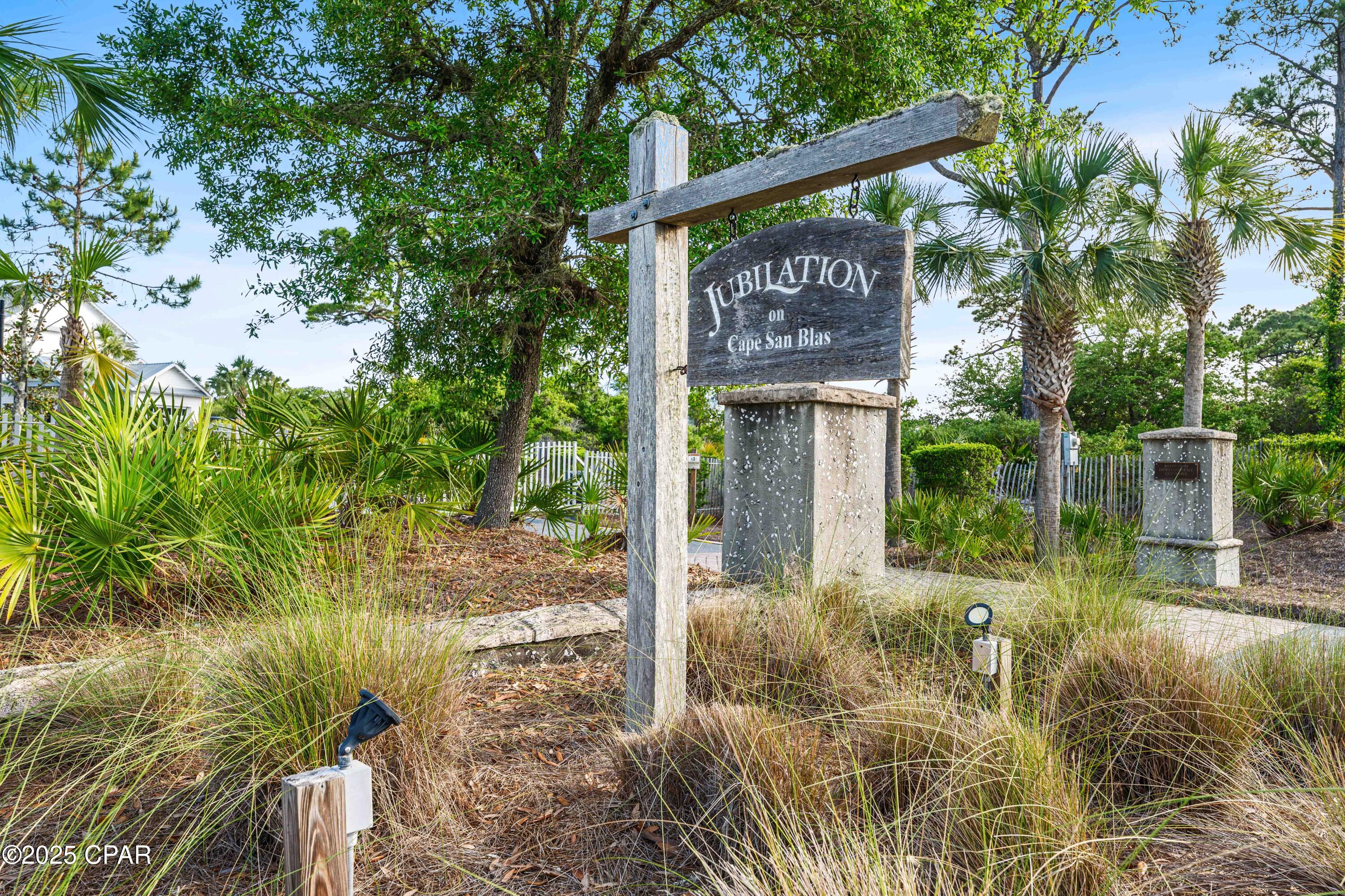 106 Loggerhead Lane