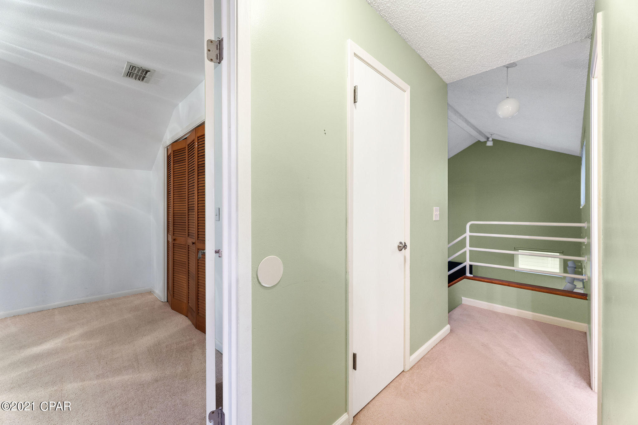 Shadow Bay Unit 2 Replat - Residential