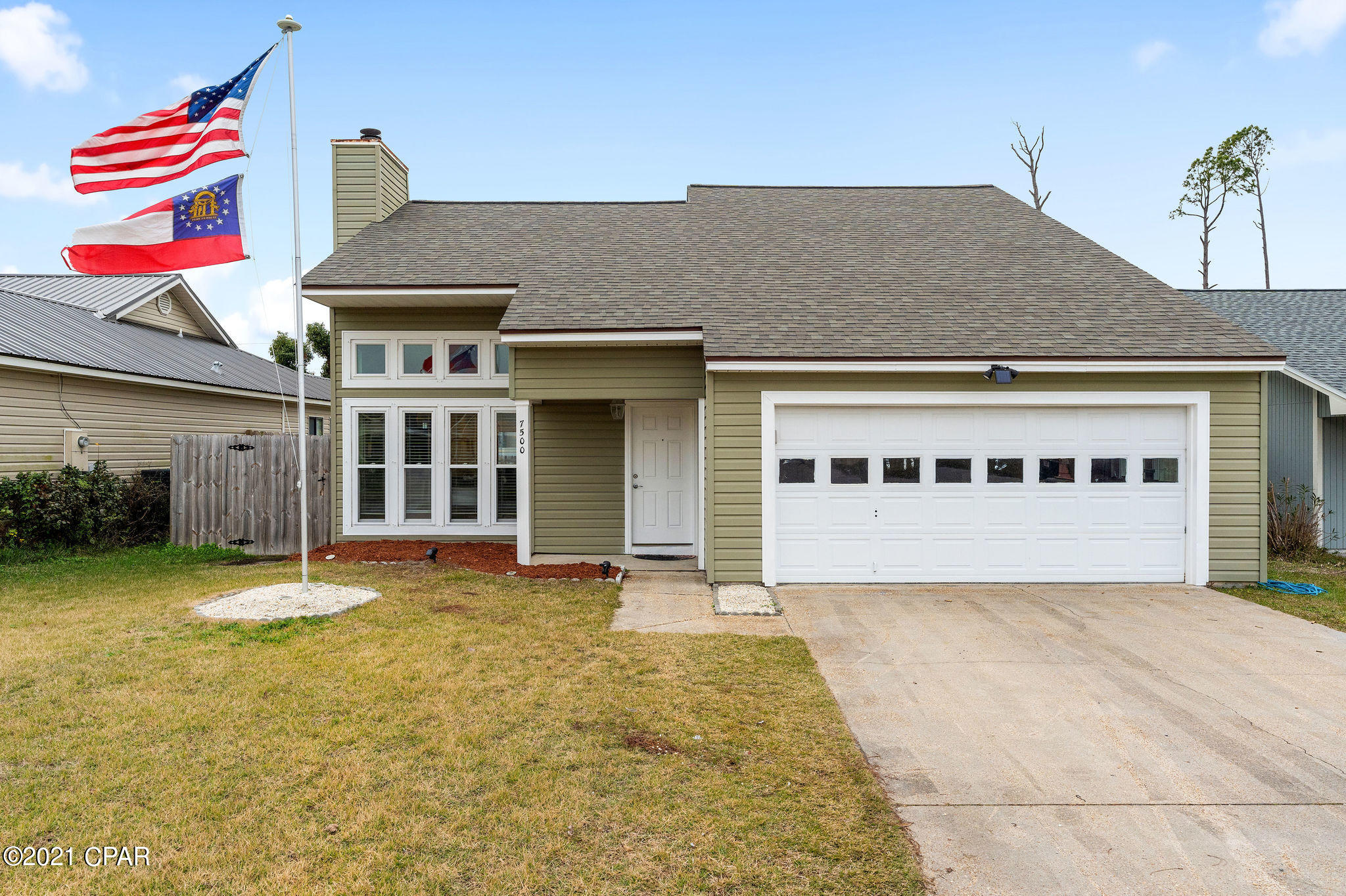 Shadow Bay Unit 2 Replat - Residential